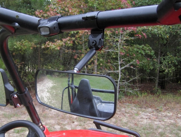 https://www.seizmik.com/wp-content/uploads/2018/03/Mirrors_and_strap_light_on_the_RZR_065.jpg