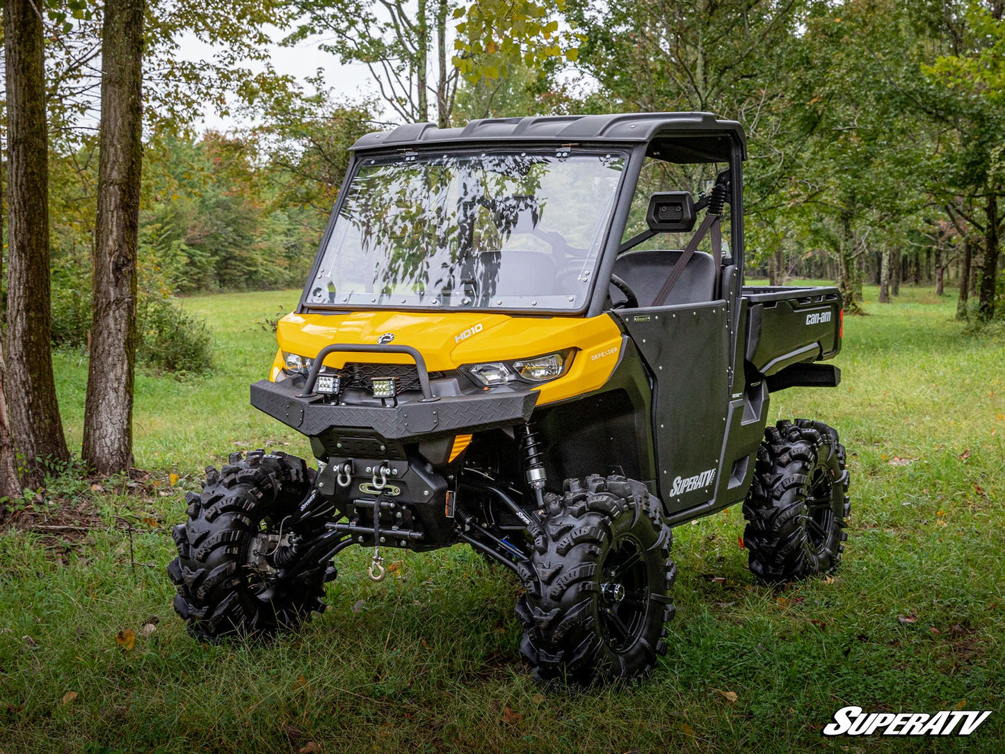 https://media.superatv.com/media/catalog/product/c/a/can-am_defender_6_inch_lift_kit-02.jpg