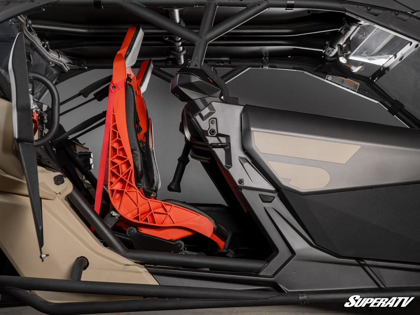 https://media.superatv.com/media/catalog/product/c/a/can-am_maverick_x3_flip_seat_conversion_kit_12.jpg?optimize=high&fit=bounds&height=&width=3840&quality=85&auto=webp&format=pjpg