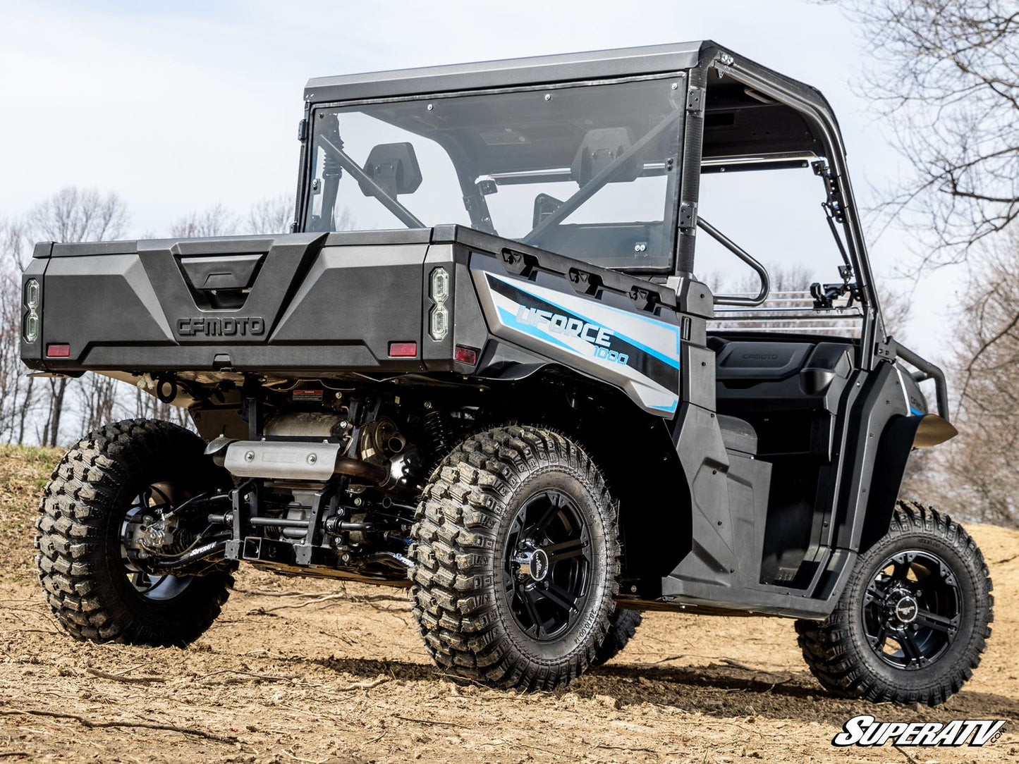 https://media.superatv.com/media/catalog/product/c/f/cf-moto-uforce-1000-flat-fender-flares_04.jpg
