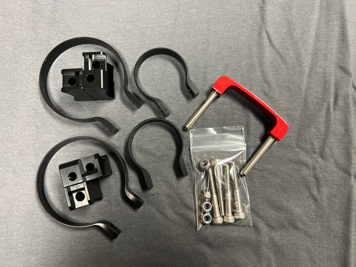 Fire Extinguisher Mount W/ Red H3R MaxOut 2.5LB Fire Extinguisher