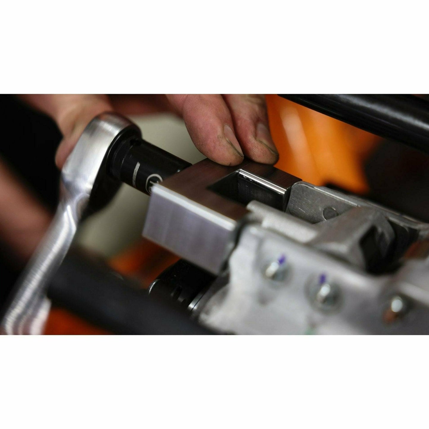 Clutch Weight Changing Tool