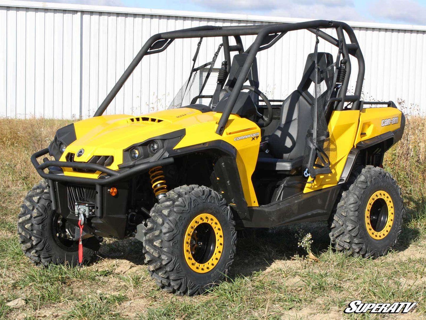 https://media.superatv.com/media/catalog/product/2/-/2-5-lift-kit-for-can-am-commander-02.jpg