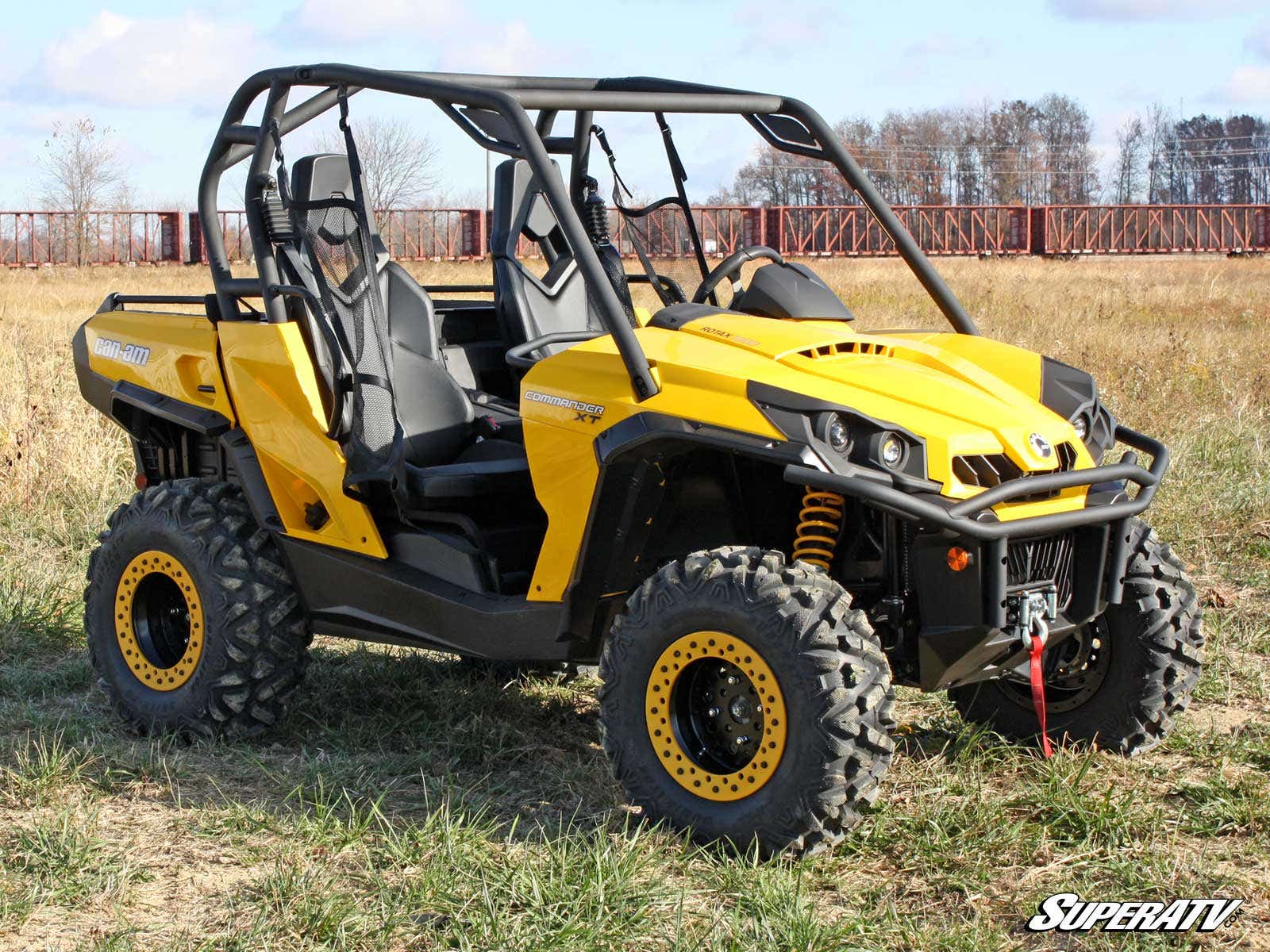 https://media.superatv.com/media/catalog/product/2/-/2-5-lift-kit-for-can-am-commander-03.jpg