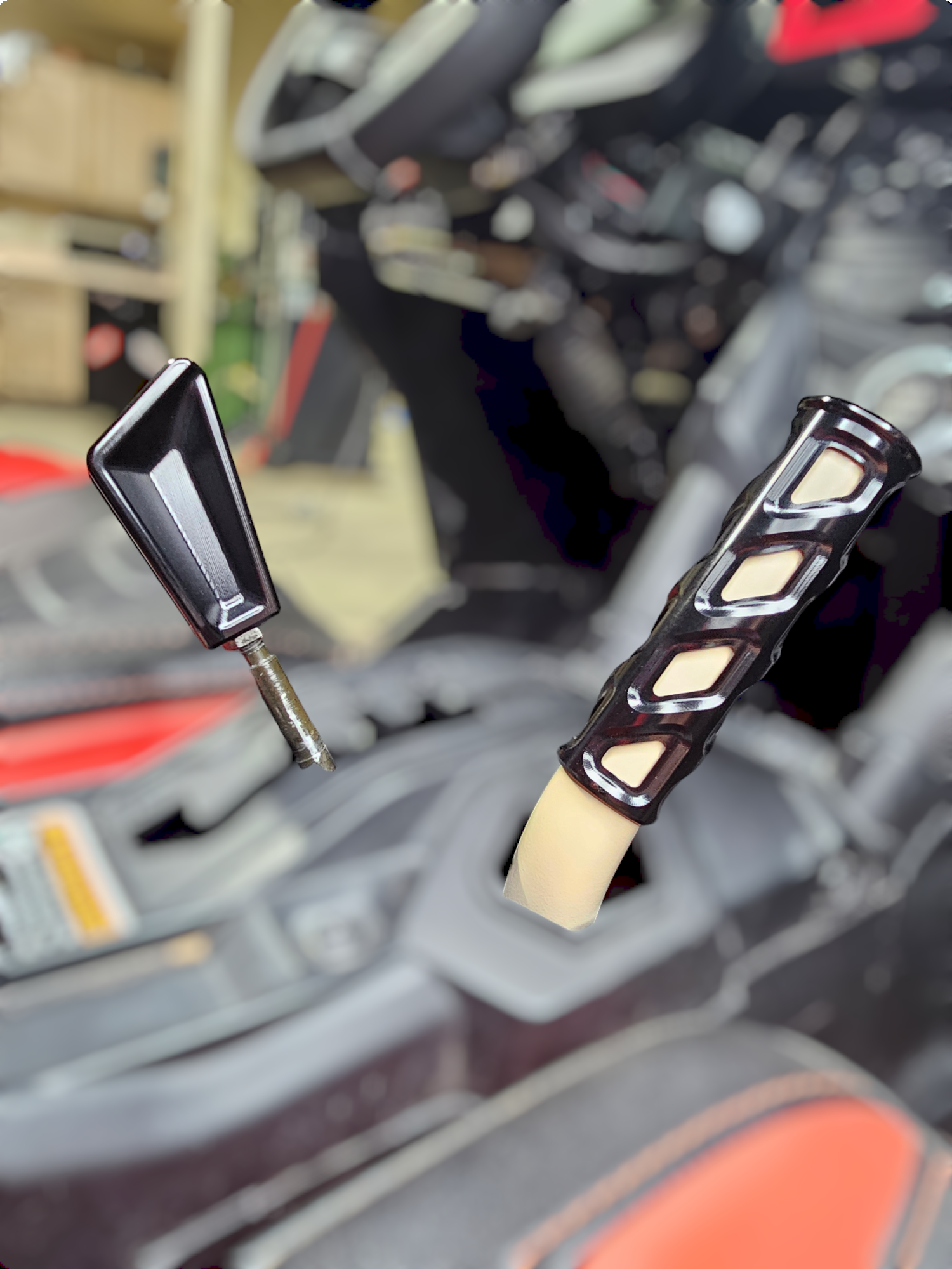 https://cdn.shopify.com/s/files/1/0749/1980/5228/files/2017toCurrentCanAmx3Shiftknobs6.png?v=1720821551
