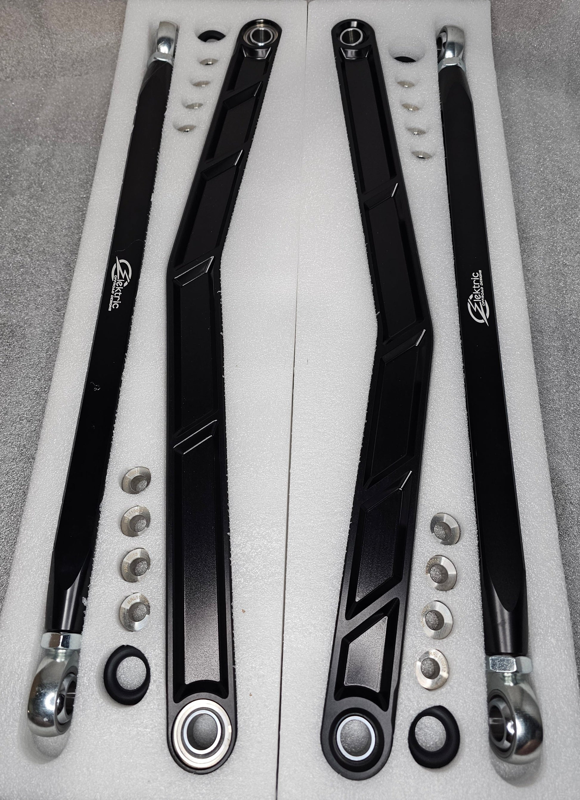 https://cdn.shopify.com/s/files/1/0749/1980/5228/files/2020_Polaris_RZR_Pro_XP_Radius_Rods_12.jpg?v=1721165451