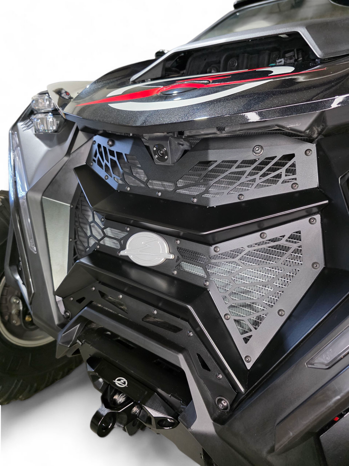 https://cdn.shopify.com/s/files/1/0749/1980/5228/files/2024_Can-amMaverickR3-pieceGrille5.png?v=1763070731