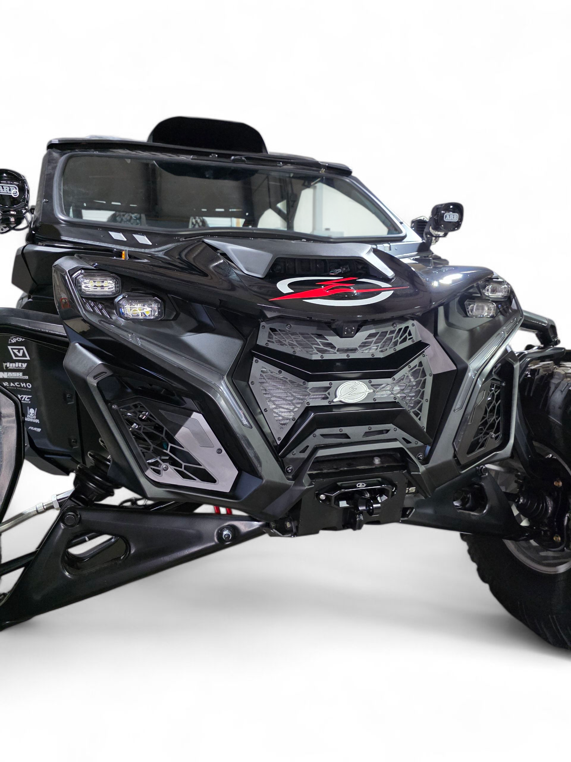 https://cdn.shopify.com/s/files/1/0749/1980/5228/files/2024_Can-amMaverickR3-pieceGrille9.png?v=1763070731
