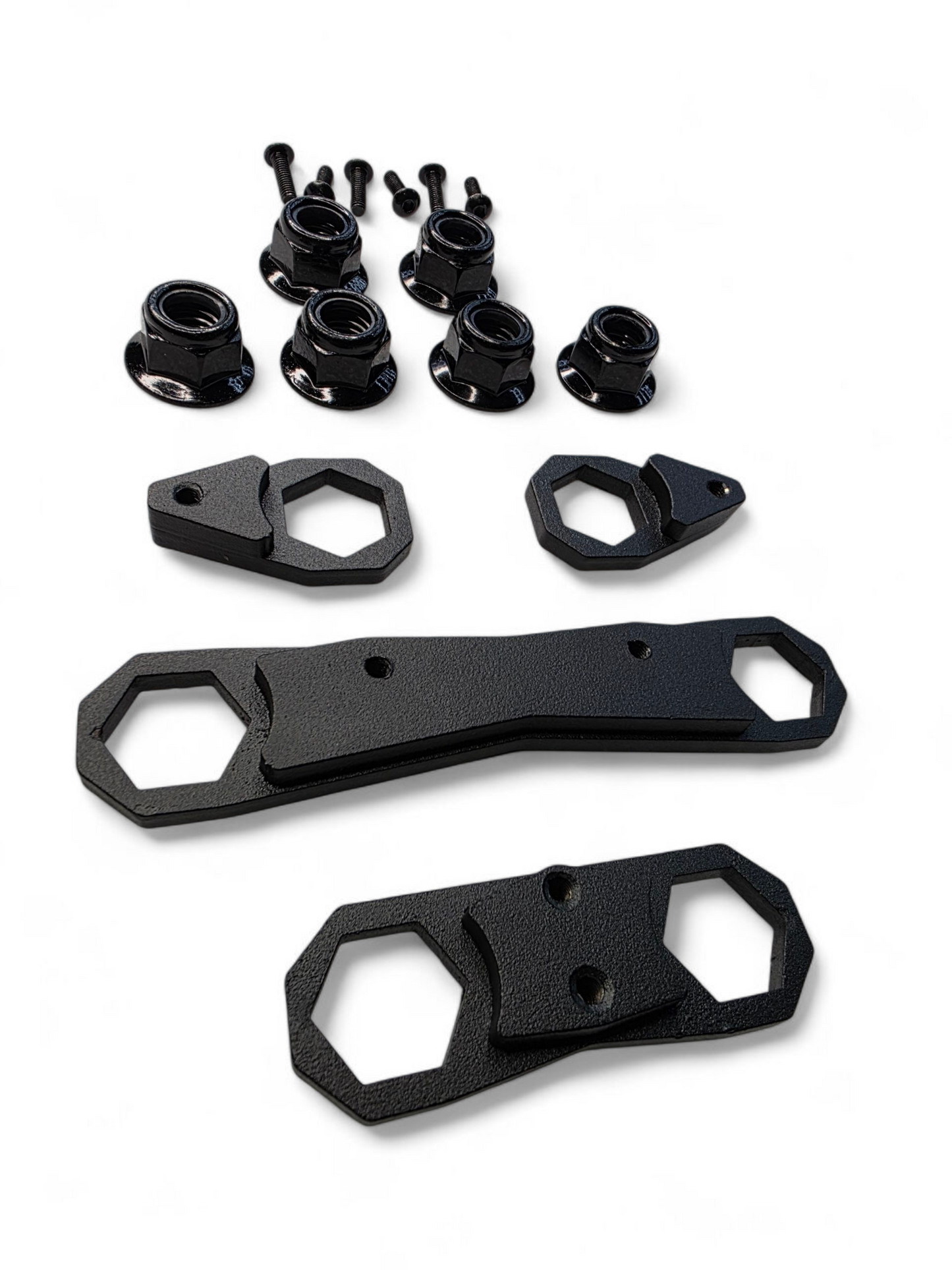 https://cdn.shopify.com/s/files/1/0749/1980/5228/files/2024_Can-amMaverickRRearLinkNutPlateKit.png?v=1761088212