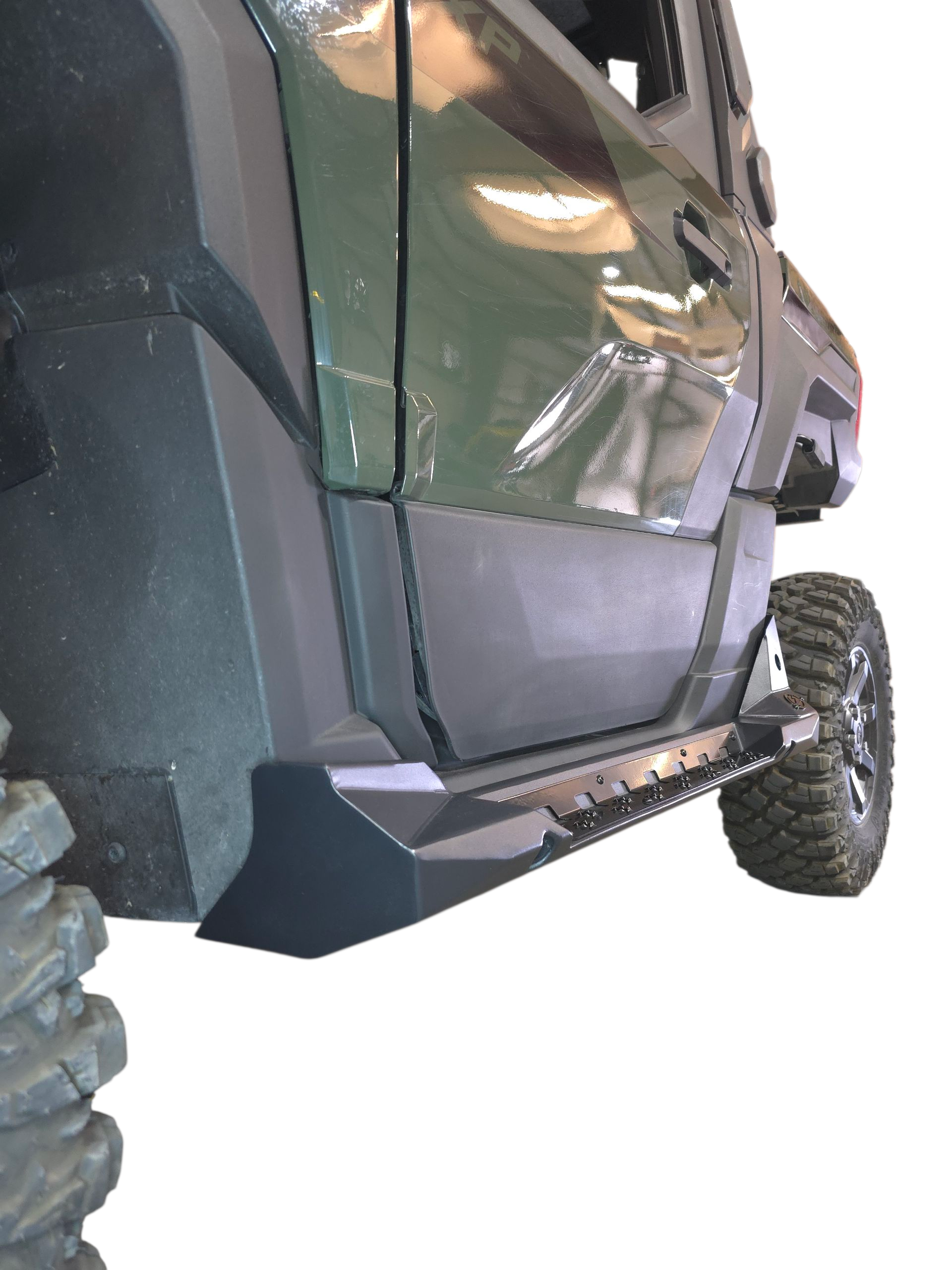 https://cdn.shopify.com/s/files/1/0749/1980/5228/files/2024_PolarisXpedition2seatRockSteps12.png?v=1768002536