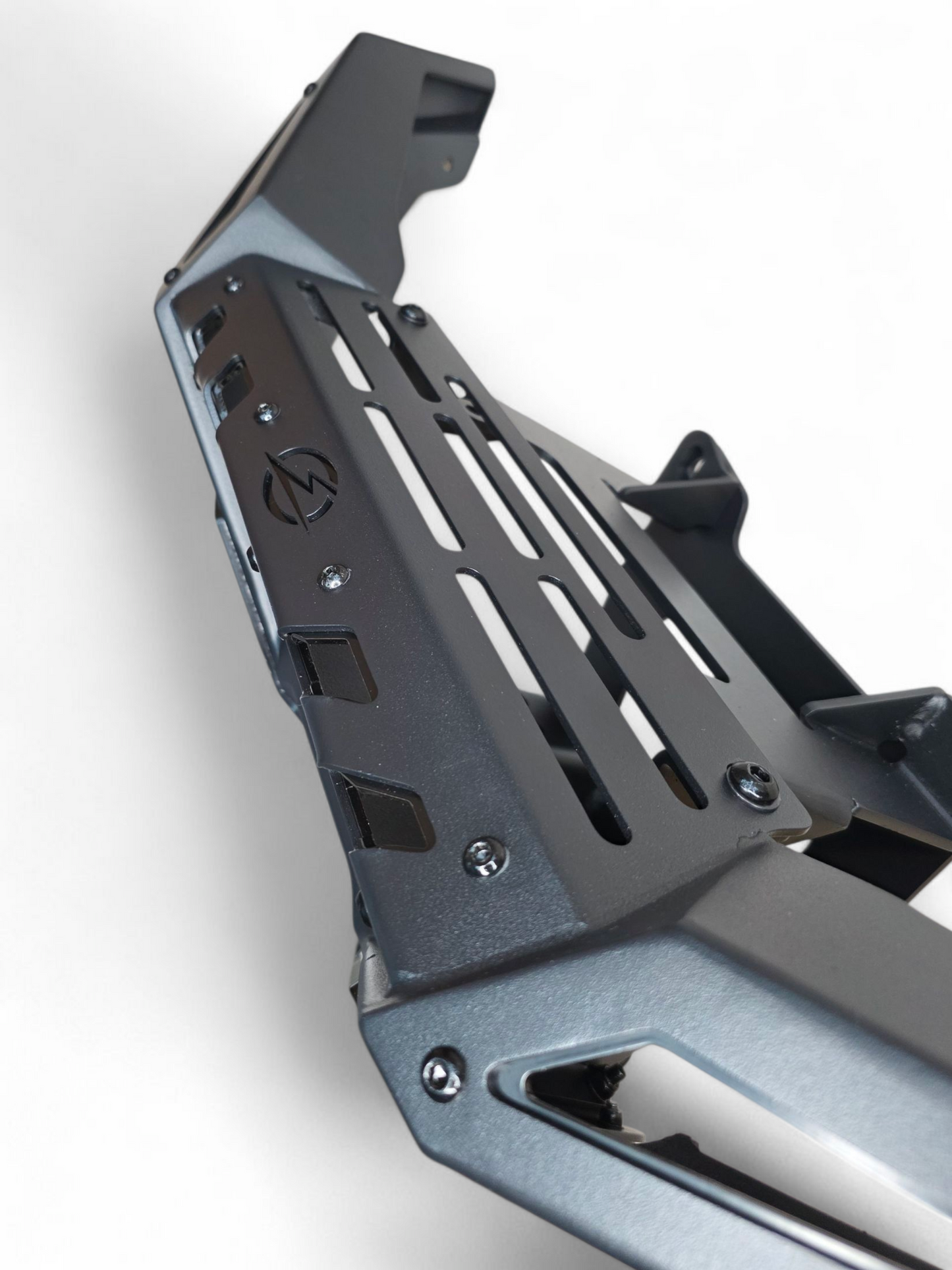 https://cdn.shopify.com/s/files/1/0749/1980/5228/files/2025PolarisRZRProR_ProSWinchFrontBumper8.png?v=1763072374