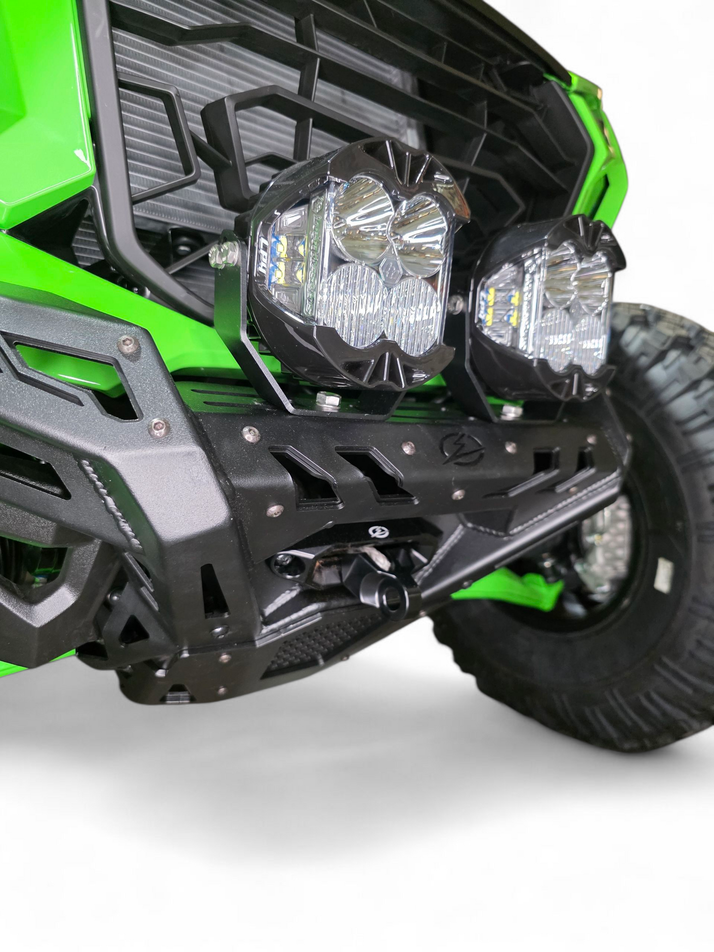 https://cdn.shopify.com/s/files/1/0749/1980/5228/files/2026_KawasakiTryxH2FrontWinchBumper8.png?v=1761260830