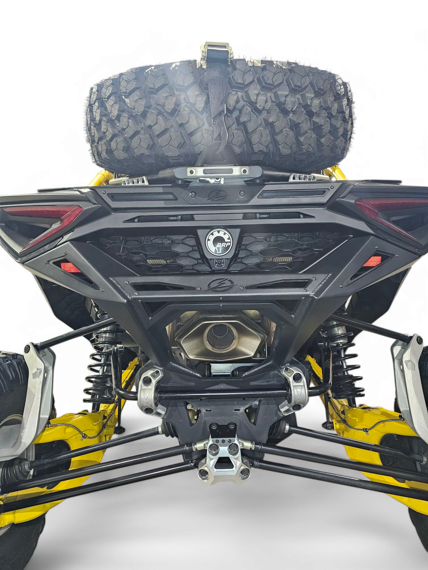 https://cdn.shopify.com/s/files/1/0749/1980/5228/files/24_Can-am_Maverick_R_Billet_Radius_Rod_Plate_CL25.png?v=1753502211