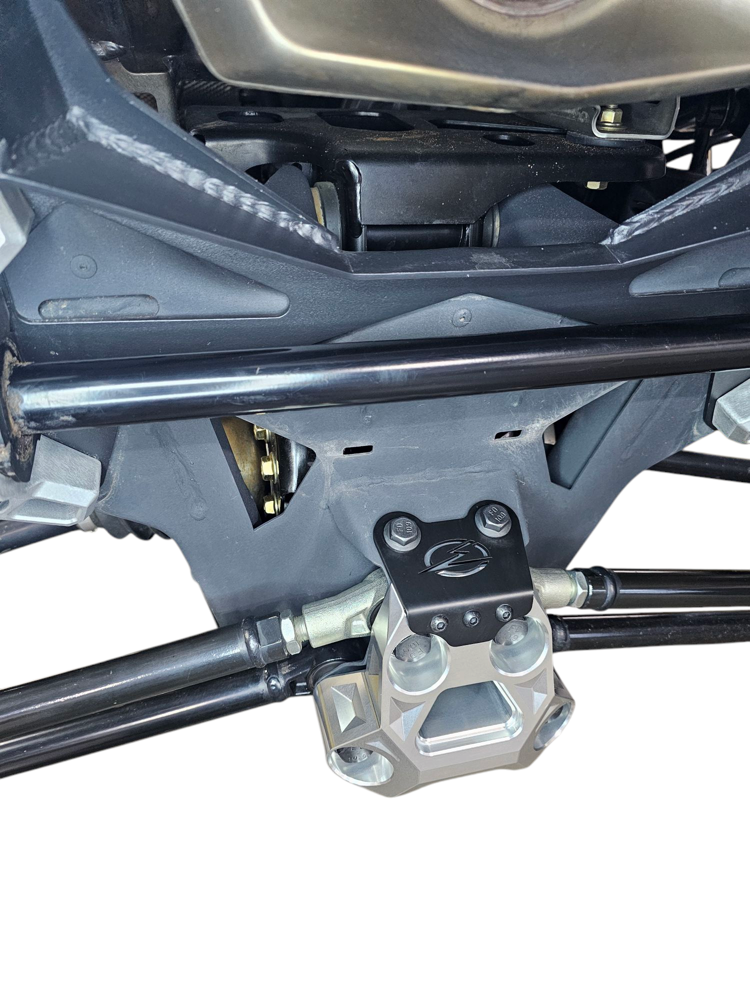 https://cdn.shopify.com/s/files/1/0749/1980/5228/files/24_Can-am_Maverick_R_Billet_Radius_Rod_Plate_CL28.png?v=1753502211