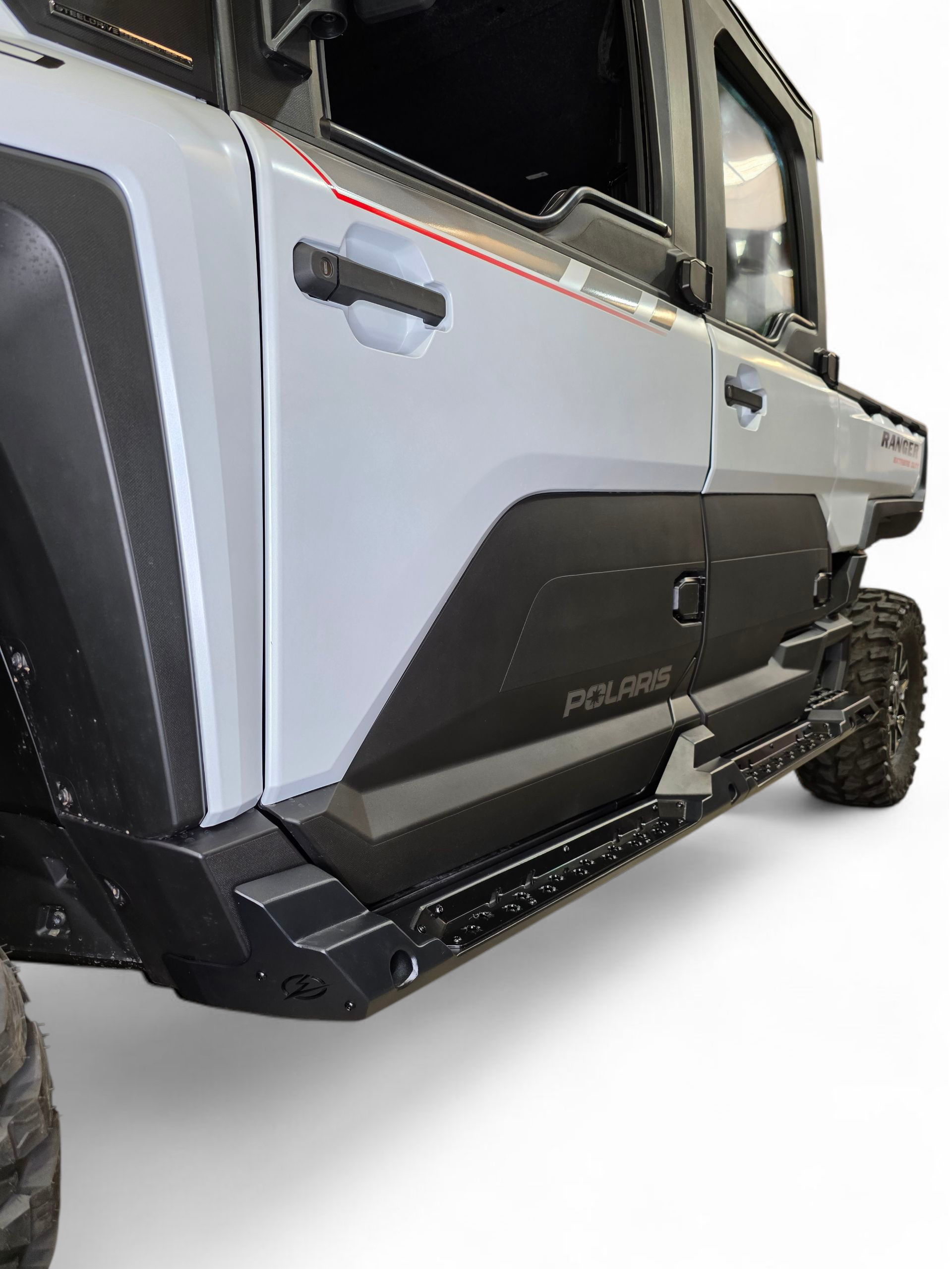 https://cdn.shopify.com/s/files/1/0749/1980/5228/files/24_PolarisRanger1500RockSteps4seat10.png?v=1769200347