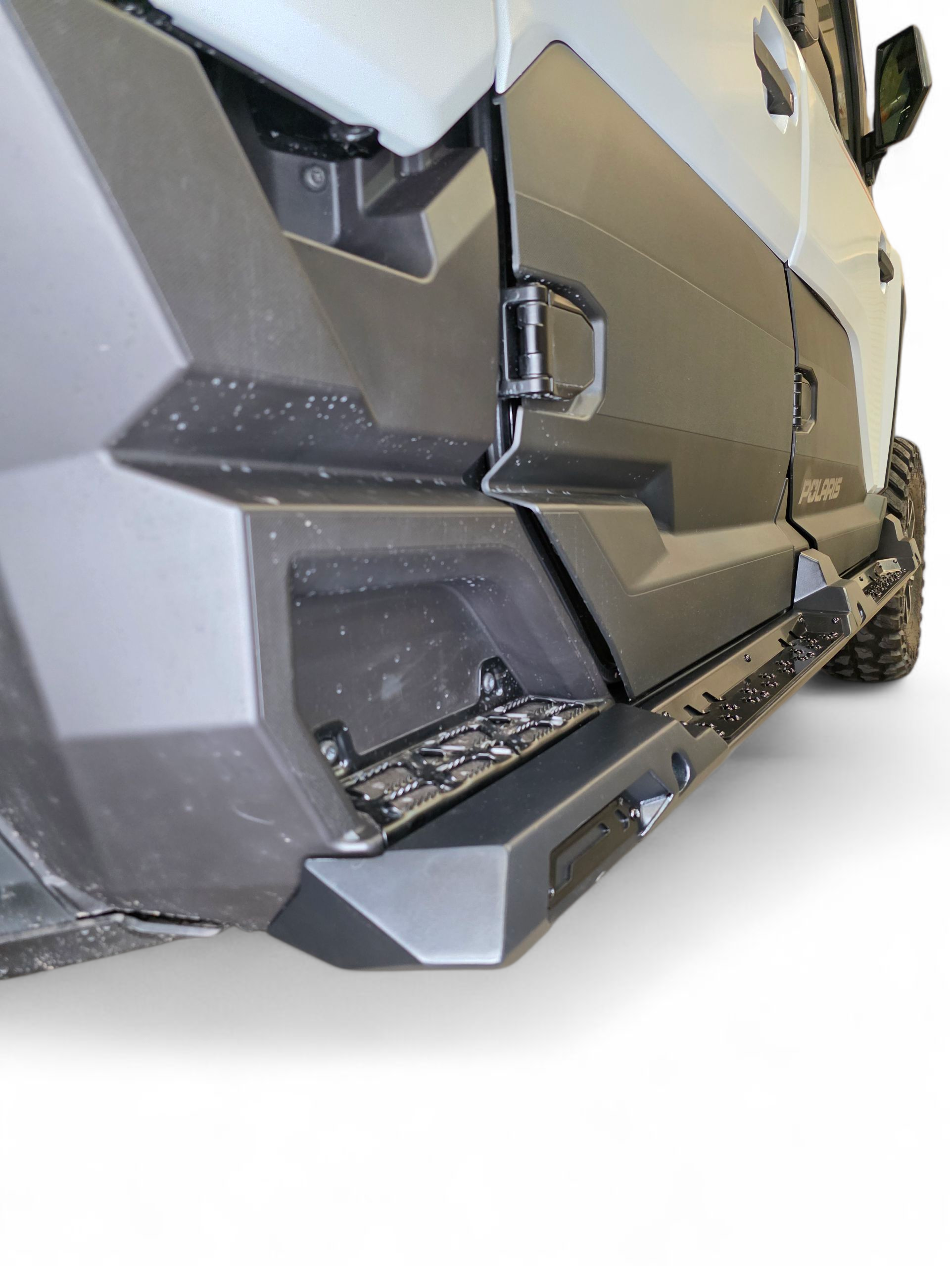 https://cdn.shopify.com/s/files/1/0749/1980/5228/files/24_PolarisRanger1500RockSteps4seat17.png?v=1769200347