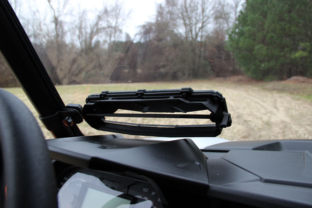 https://www.seizmik.com/wp-content/uploads/2018/03/25019-Full-Vented-Windshield-for-Polaris-General-Uncoated-Poly-vent.jpg