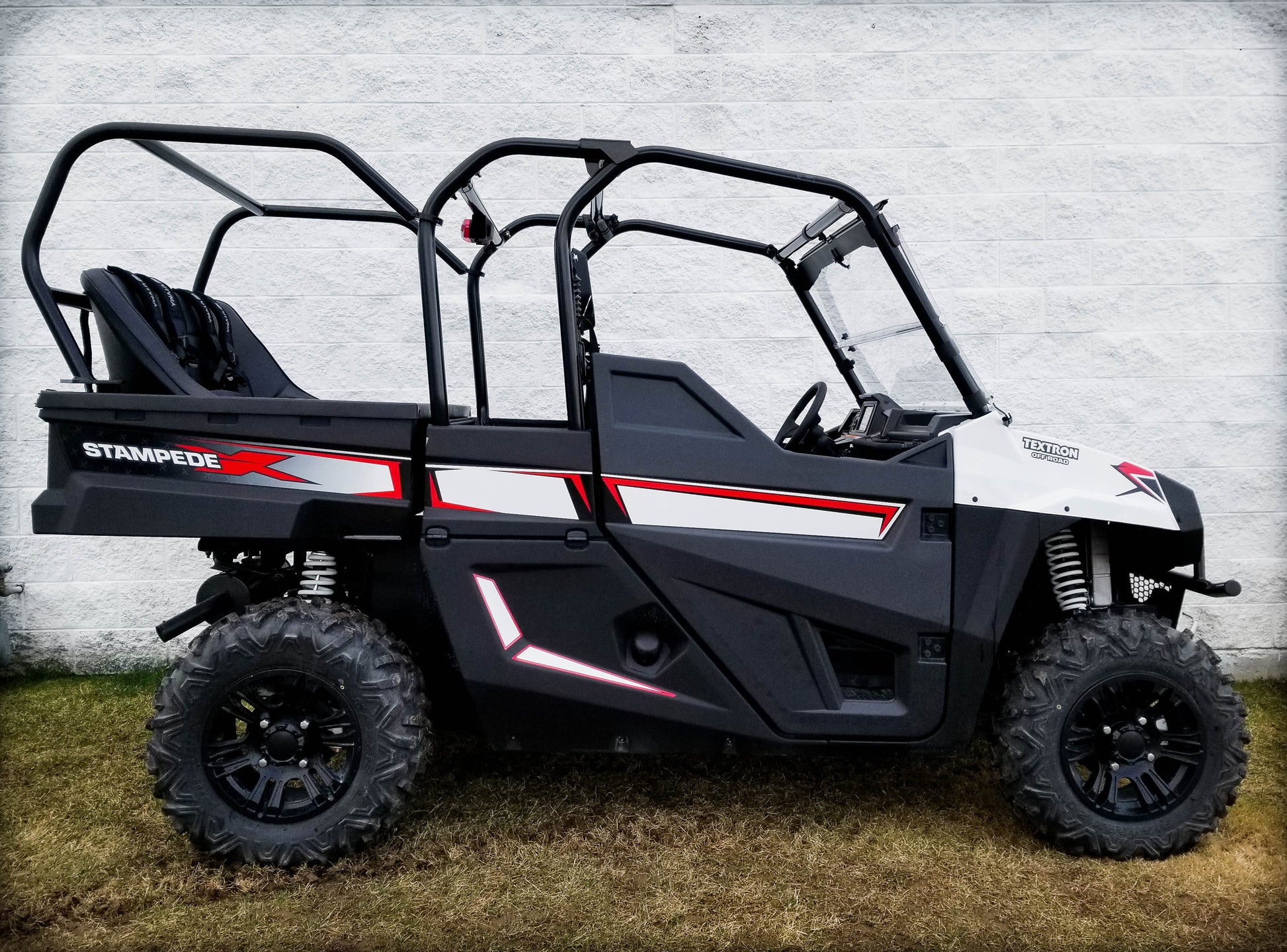 https://cdn.shopify.com/s/files/1/0366/5541/products/2_Seater_Full_Side_View.jpg?v=1710790693