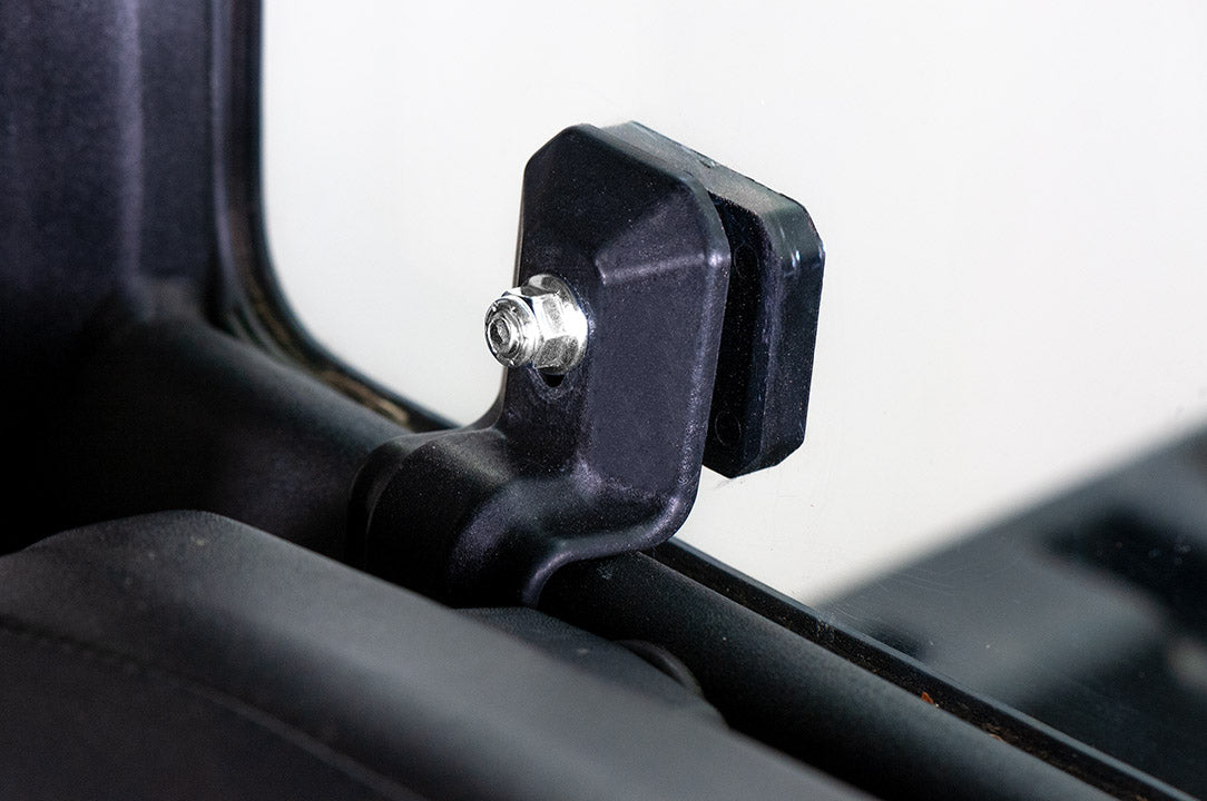 https://www.seizmik.com/wp-content/uploads/2021/04/32000-RearFoldingWindshield_2650-Web.jpg