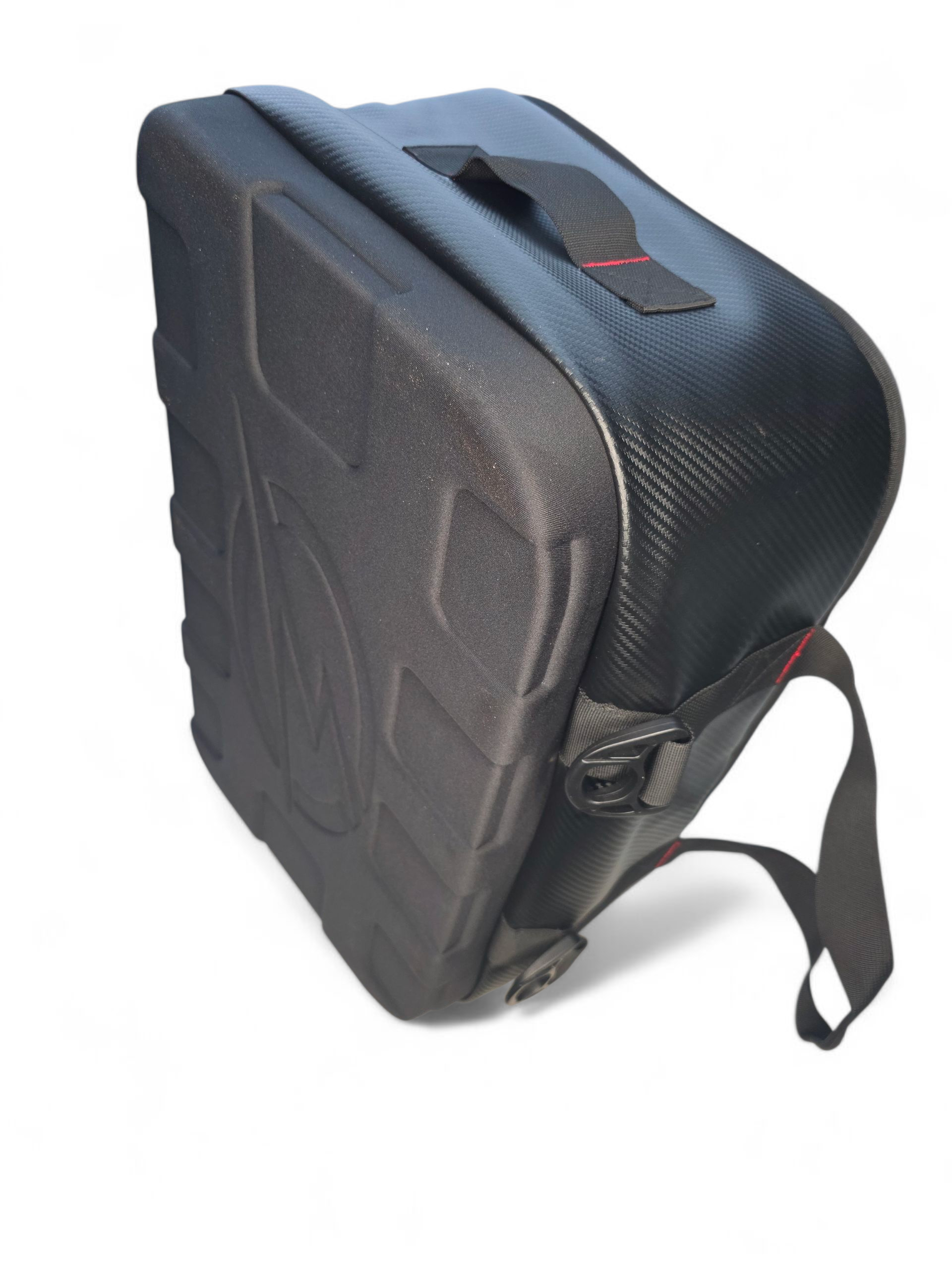 https://cdn.shopify.com/s/files/1/0749/1980/5228/files/38-packCanSoftCoolerBagwTPULiningEVAbot10.png?v=1770411677