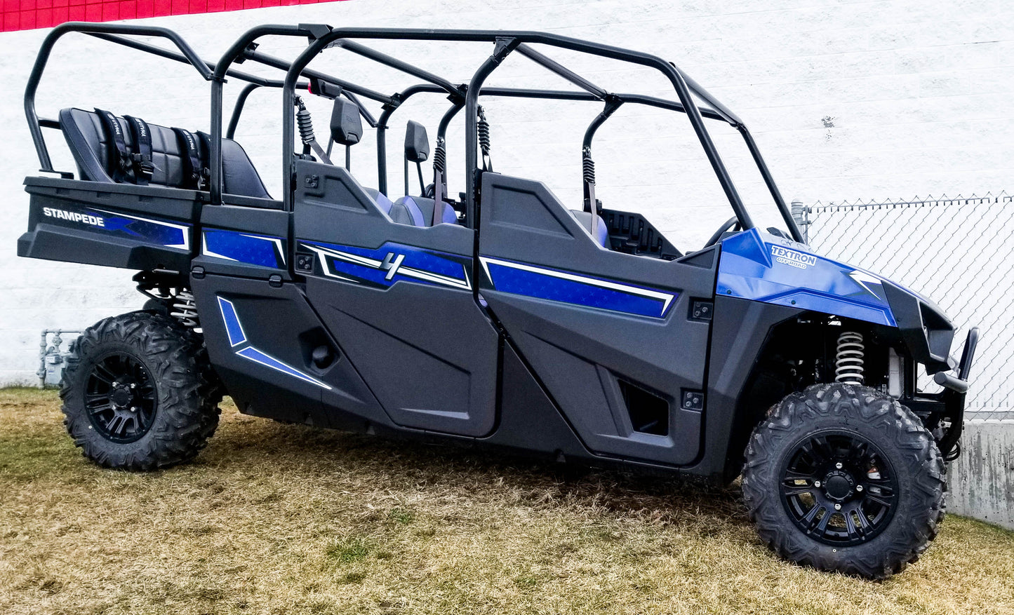 https://cdn.shopify.com/s/files/1/0366/5541/products/4_Seater_Full_Side_Perspective_1.jpg?v=1711383729