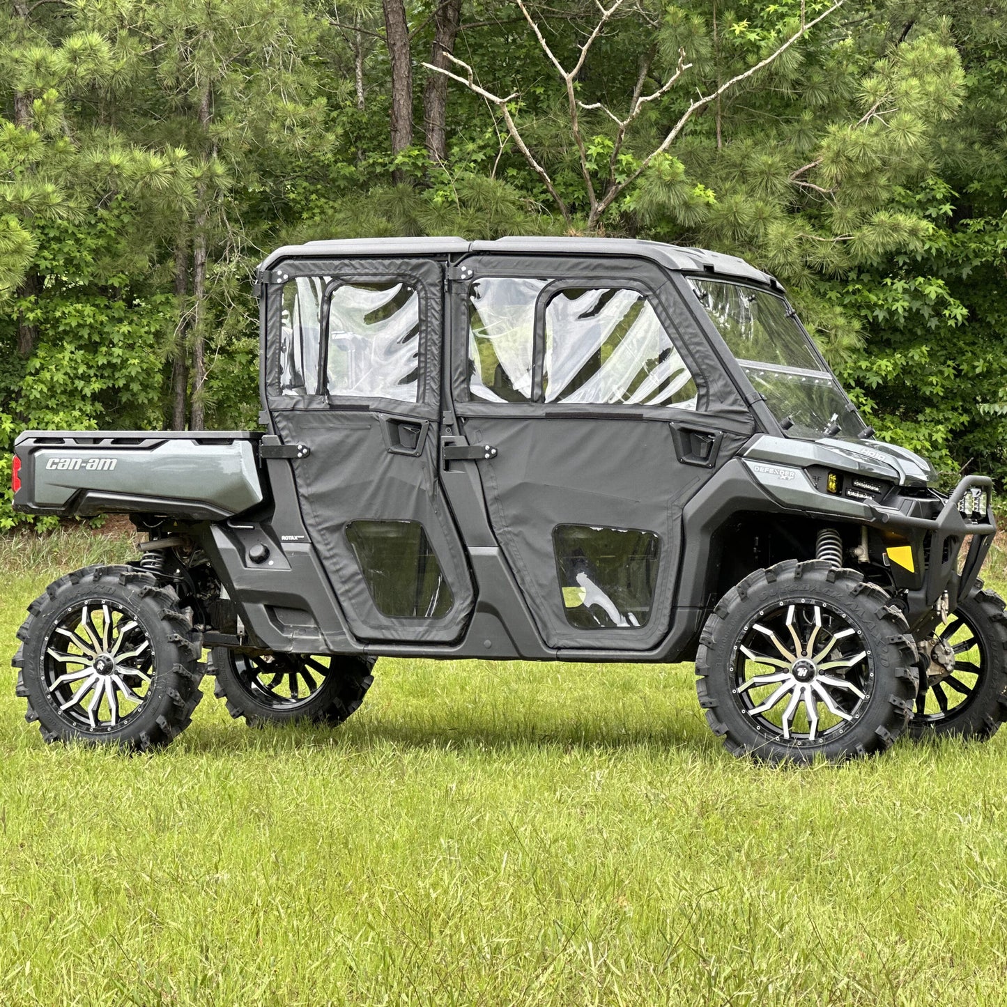 https://www.seizmik.com/wp-content/uploads/2024/10/52-06069-seizmik-full-framed-soft-doors-can-am-defender-max-3-scaled.jpeg