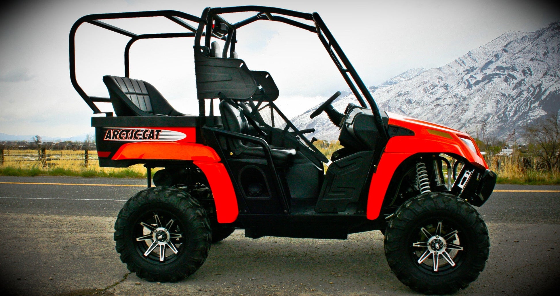https://cdn.shopify.com/s/files/1/0366/5541/products/Arctic_Cat_Prowler_1.jpeg?v=1710441137