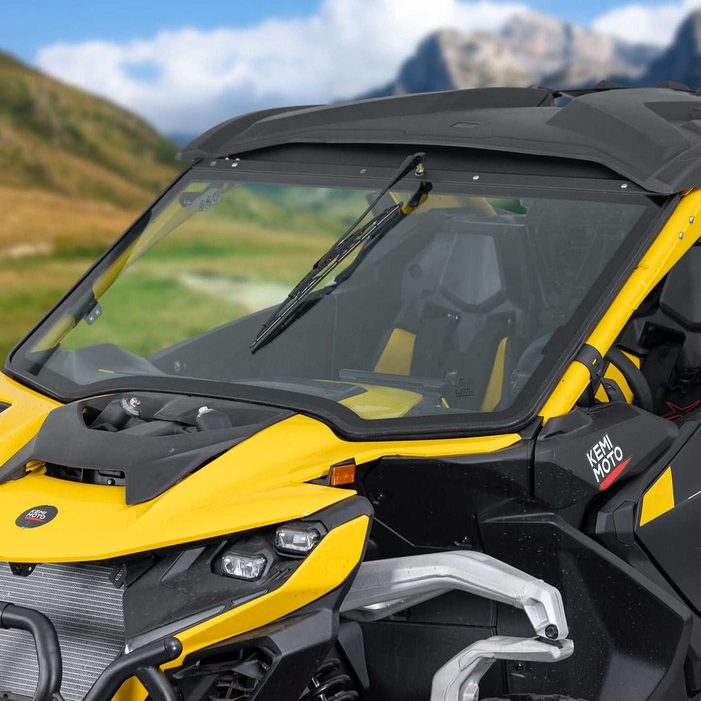 Kemimoto DOT Approved Full Glass Windshield for Maverick R 2024‑2026
