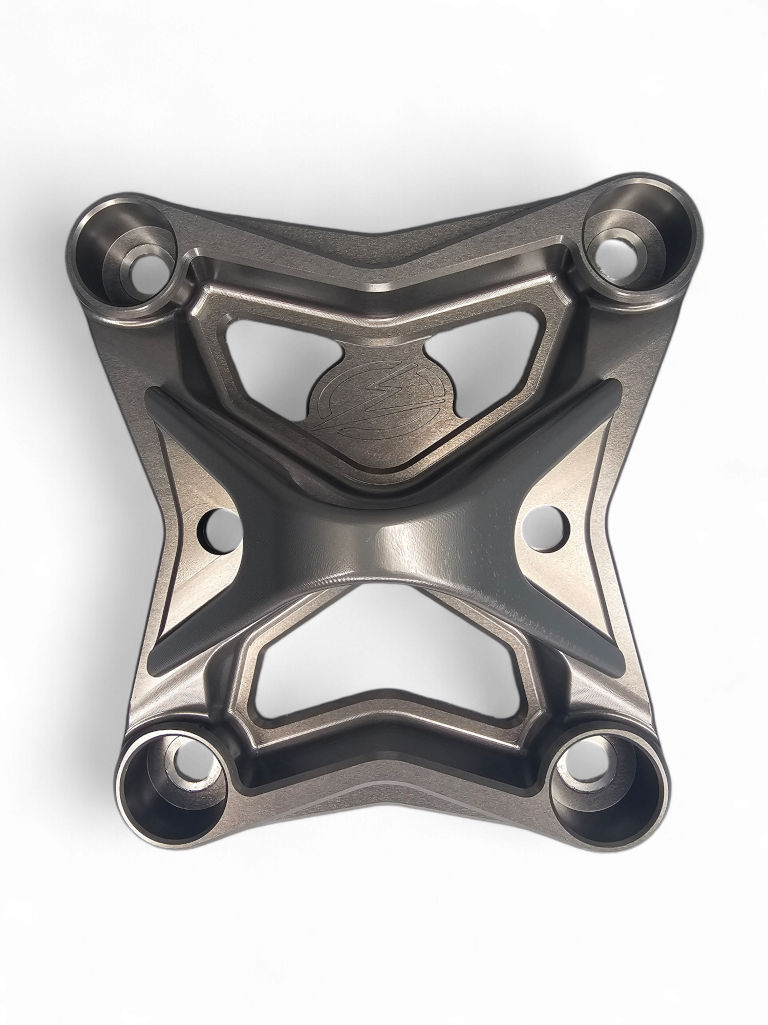 https://cdn.shopify.com/s/files/1/0749/1980/5228/files/Can-AmX3MaverickXLBilletRadiusRodPlateGunMetal3.png?v=1729632804