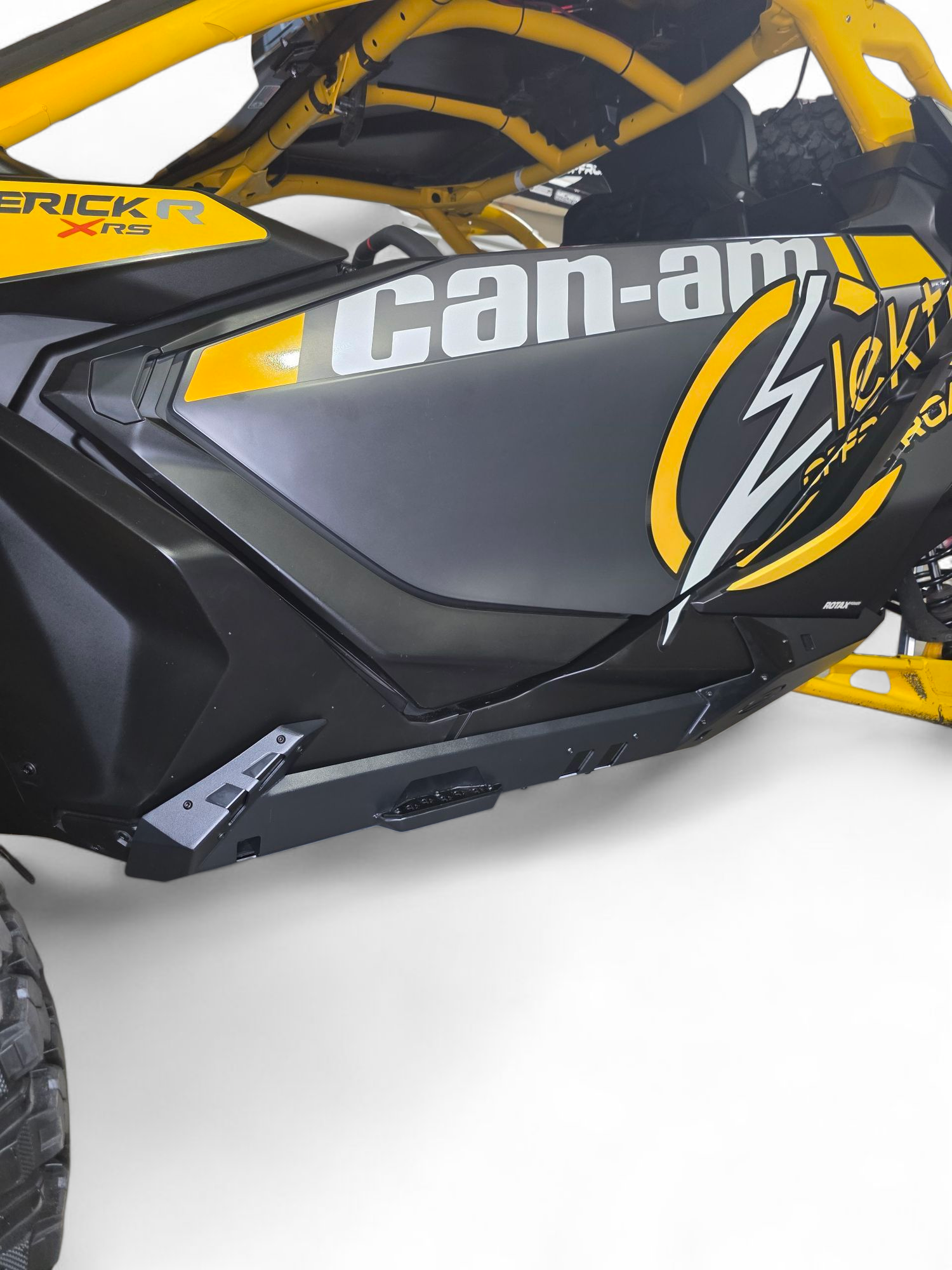 Can-Am Maverick R Volt Rocker Steps 2-Seat Hammer Black