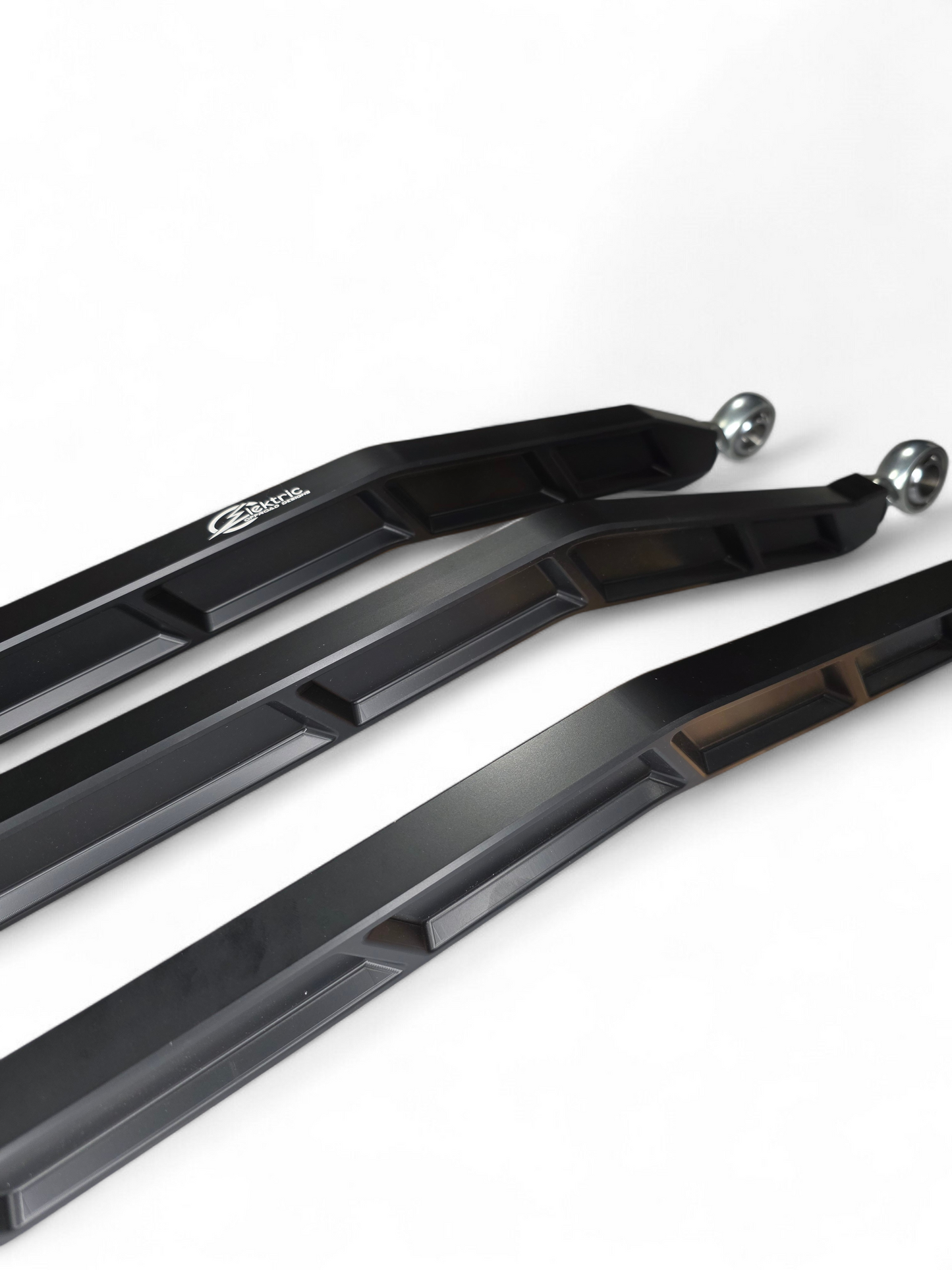 https://cdn.shopify.com/s/files/1/0749/1980/5228/files/Can-amX3HighClearanceRadiusRods3.png?v=1775240799