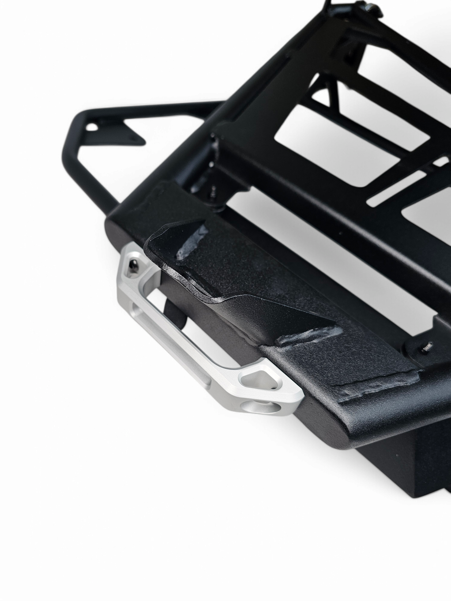 https://cdn.shopify.com/s/files/1/0749/1980/5228/files/Can-am_Maverick_R_Tire_carrier_rack_1.png?v=1754609585