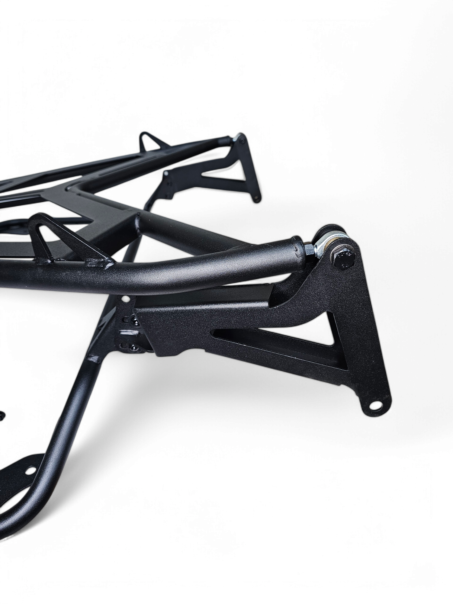 https://cdn.shopify.com/s/files/1/0749/1980/5228/files/Can-am_Maverick_R_Tire_carrier_rack_4.png?v=1754609585