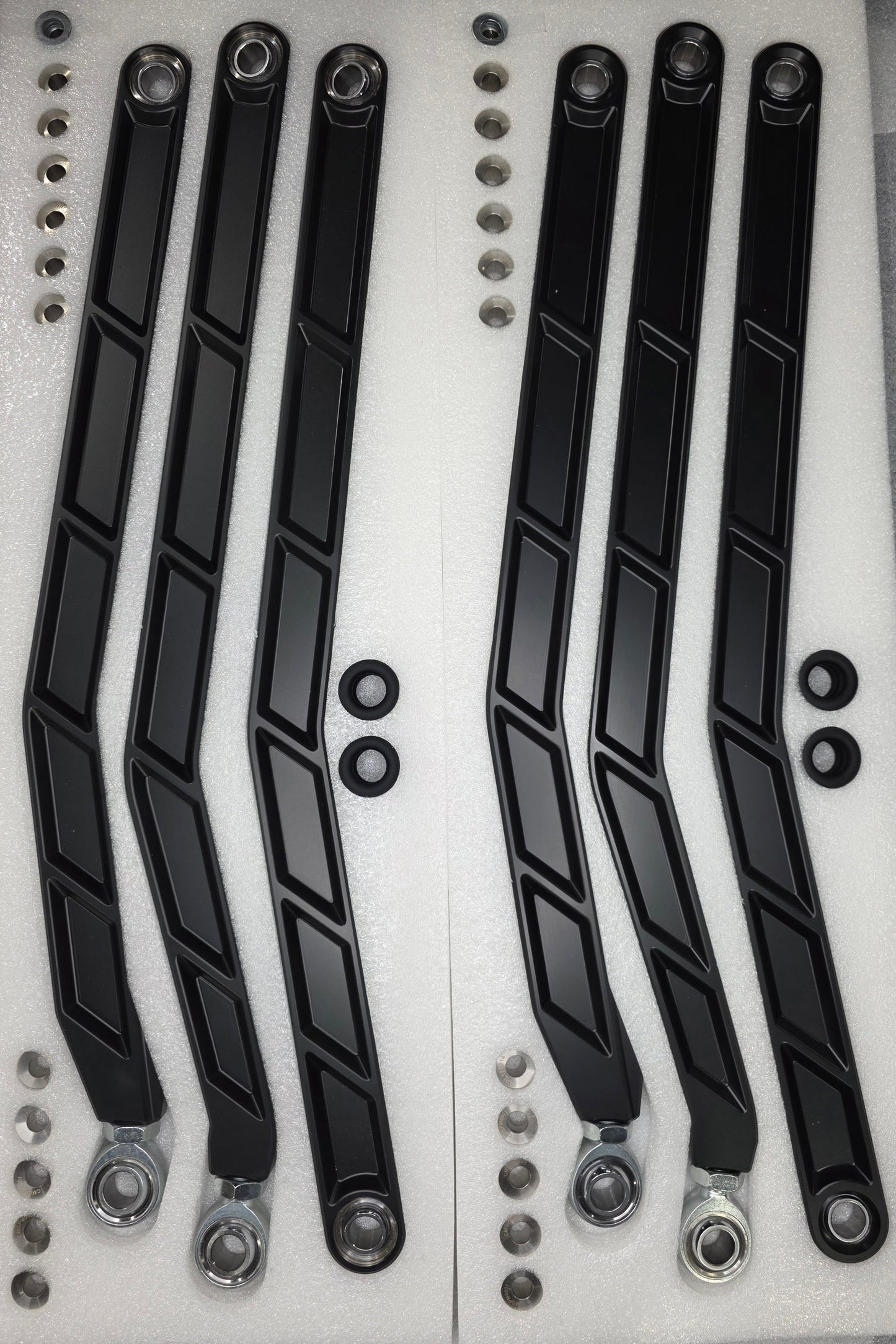 https://cdn.shopify.com/s/files/1/0749/1980/5228/files/Can-am_X3_High_Clearance_Radius_Rods_18_18d4d499-3161-4f37-8d26-8f373bb4b423.jpg?v=1775240799