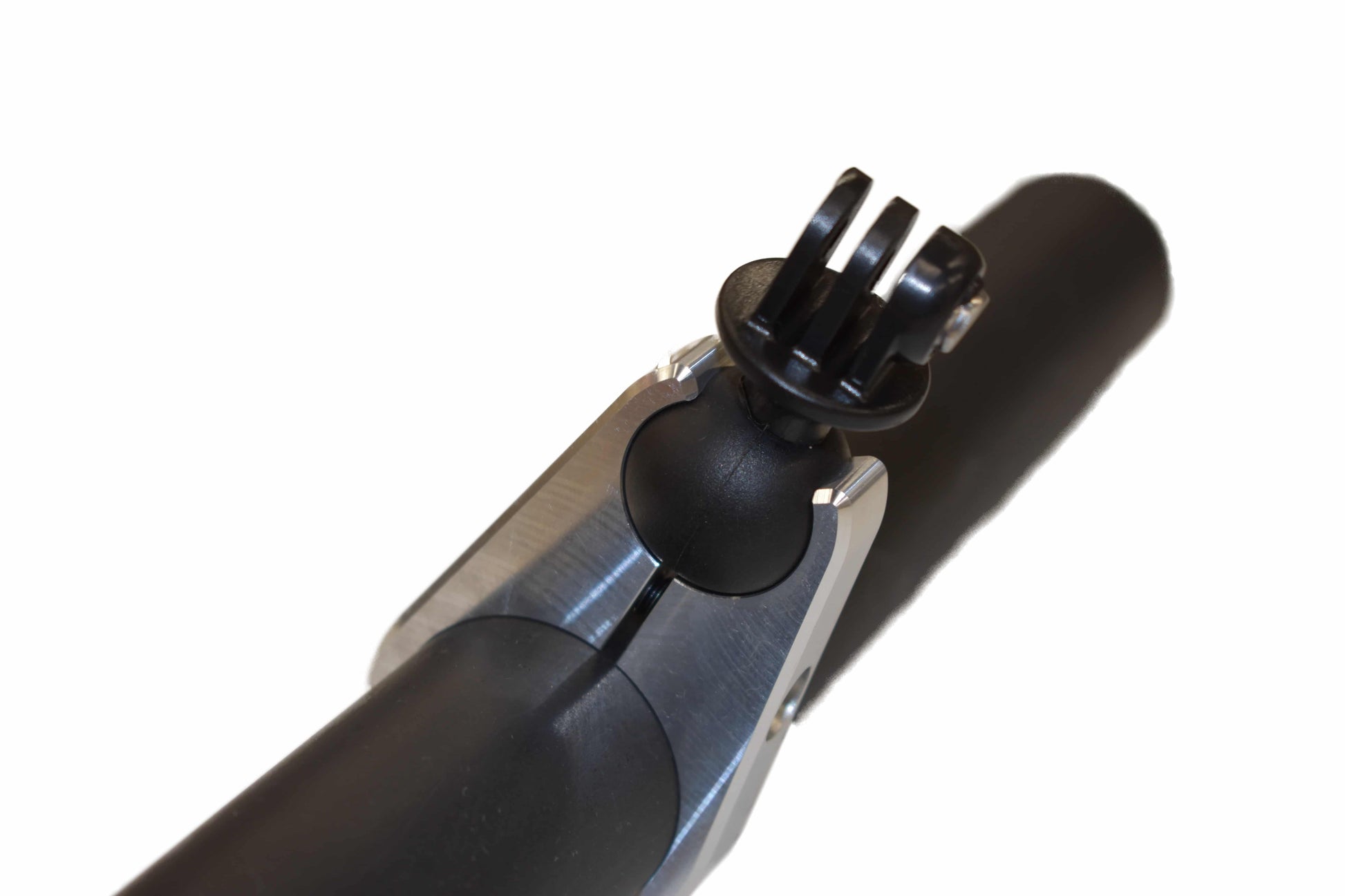 https://cdn.shopify.com/s/files/1/0682/5603/9143/products/GoPro-Mount.jpg?v=1710124018