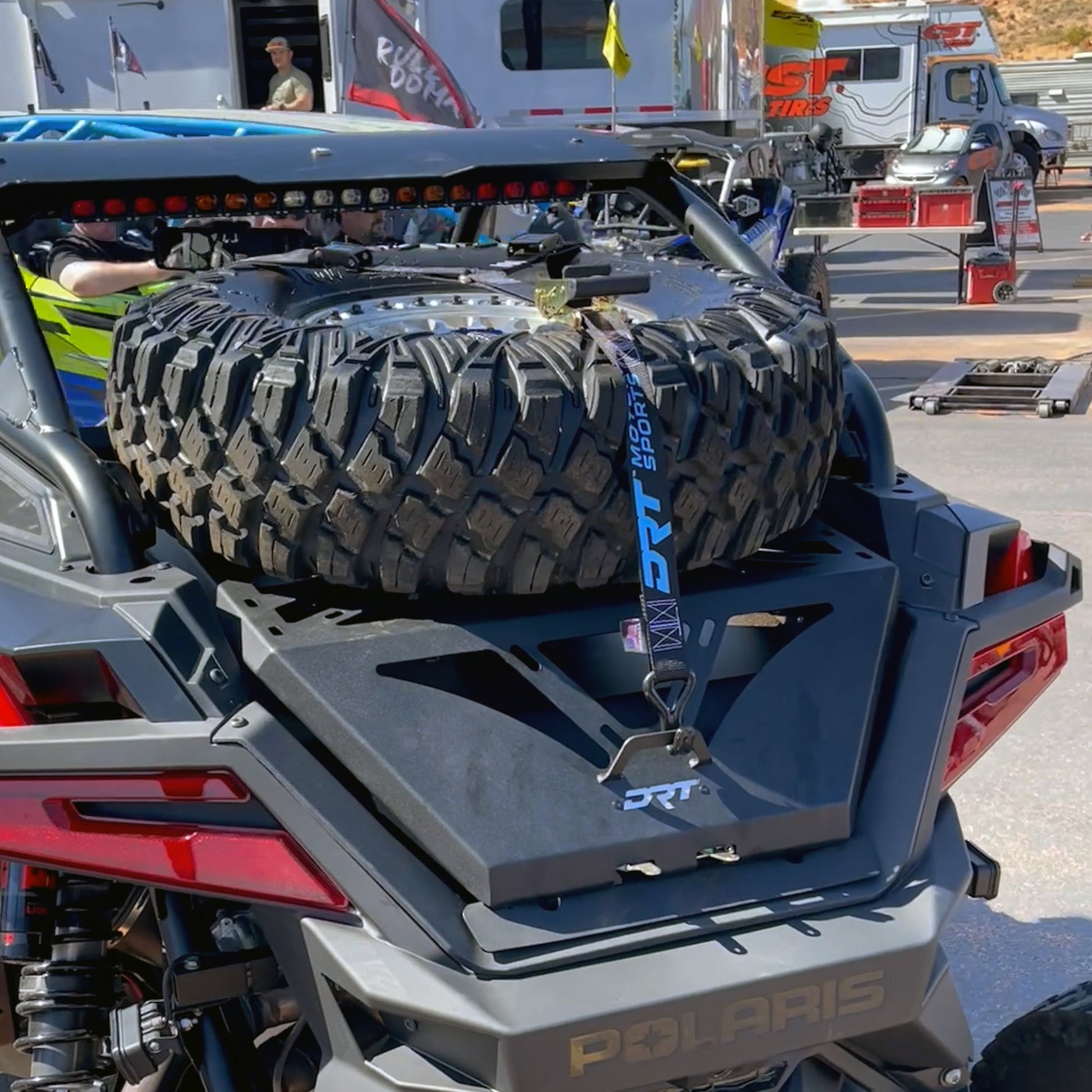 DRT Universal Ratcheting 3-Point Y-Strap Tire Harness Black