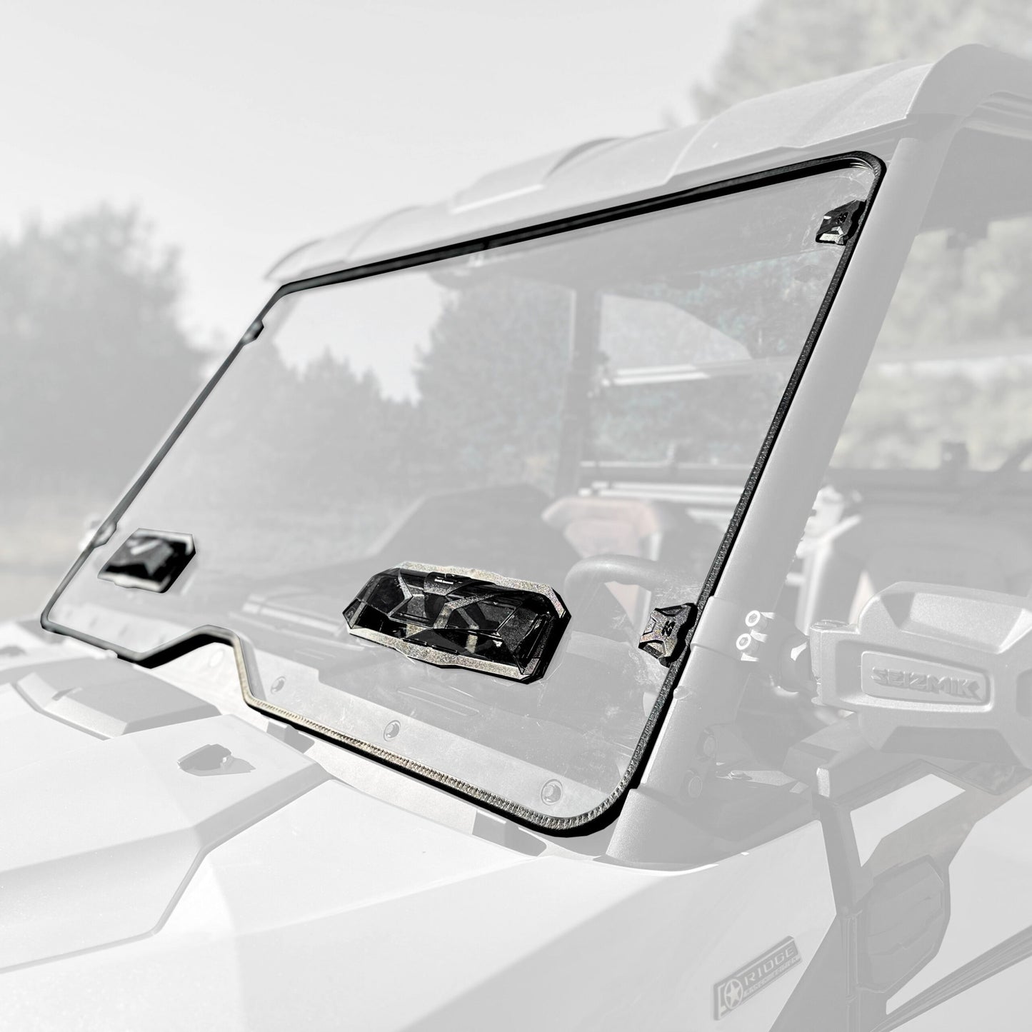 https://www.seizmik.com/wp-content/uploads/2024/11/Kawasaki_Ridge_Windshield_Front_3-scaled.jpg