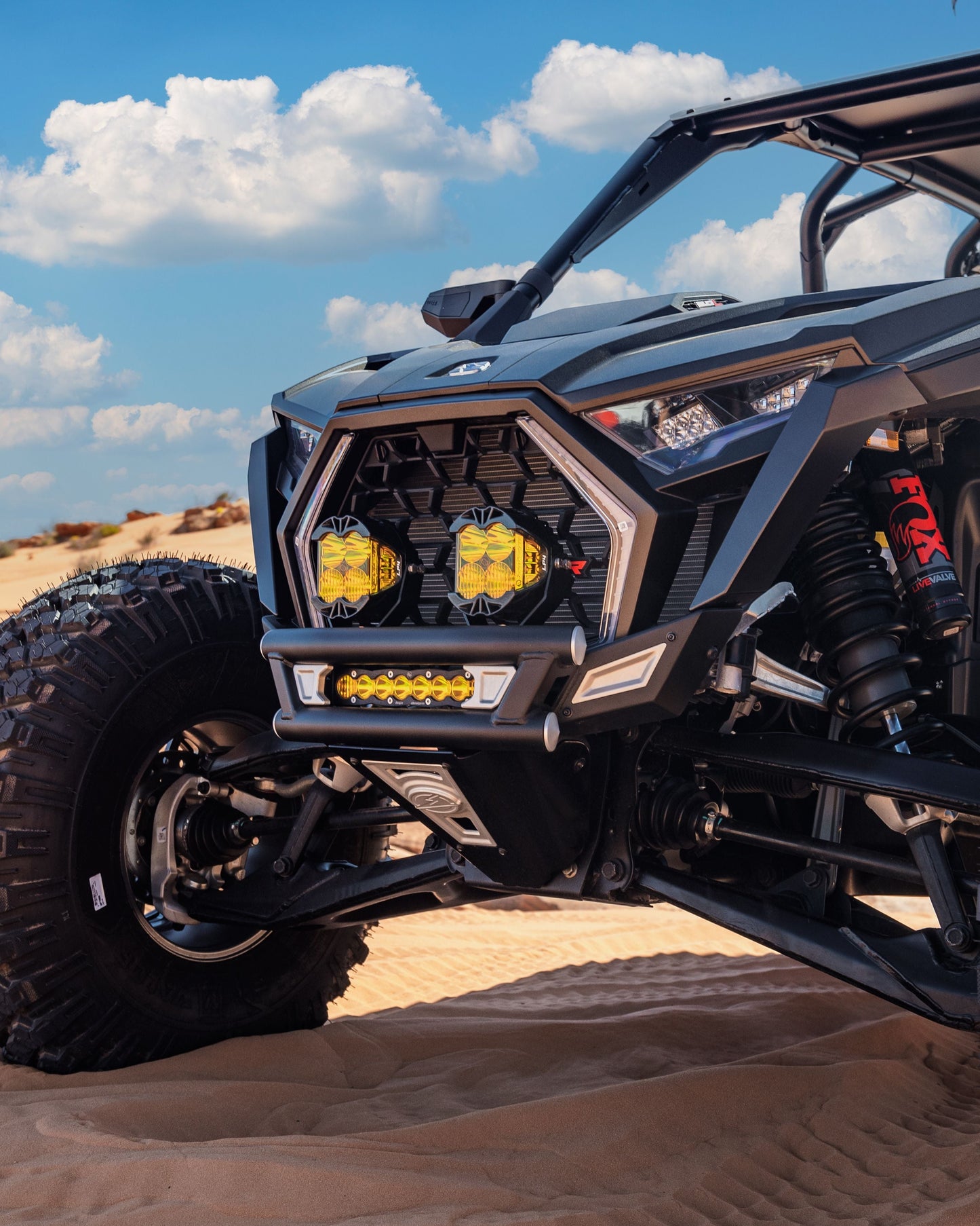 https://cdn.shopify.com/s/files/1/0749/1980/5228/files/PolarisRZRAmpfrontBumper.jpg?v=1738026150
