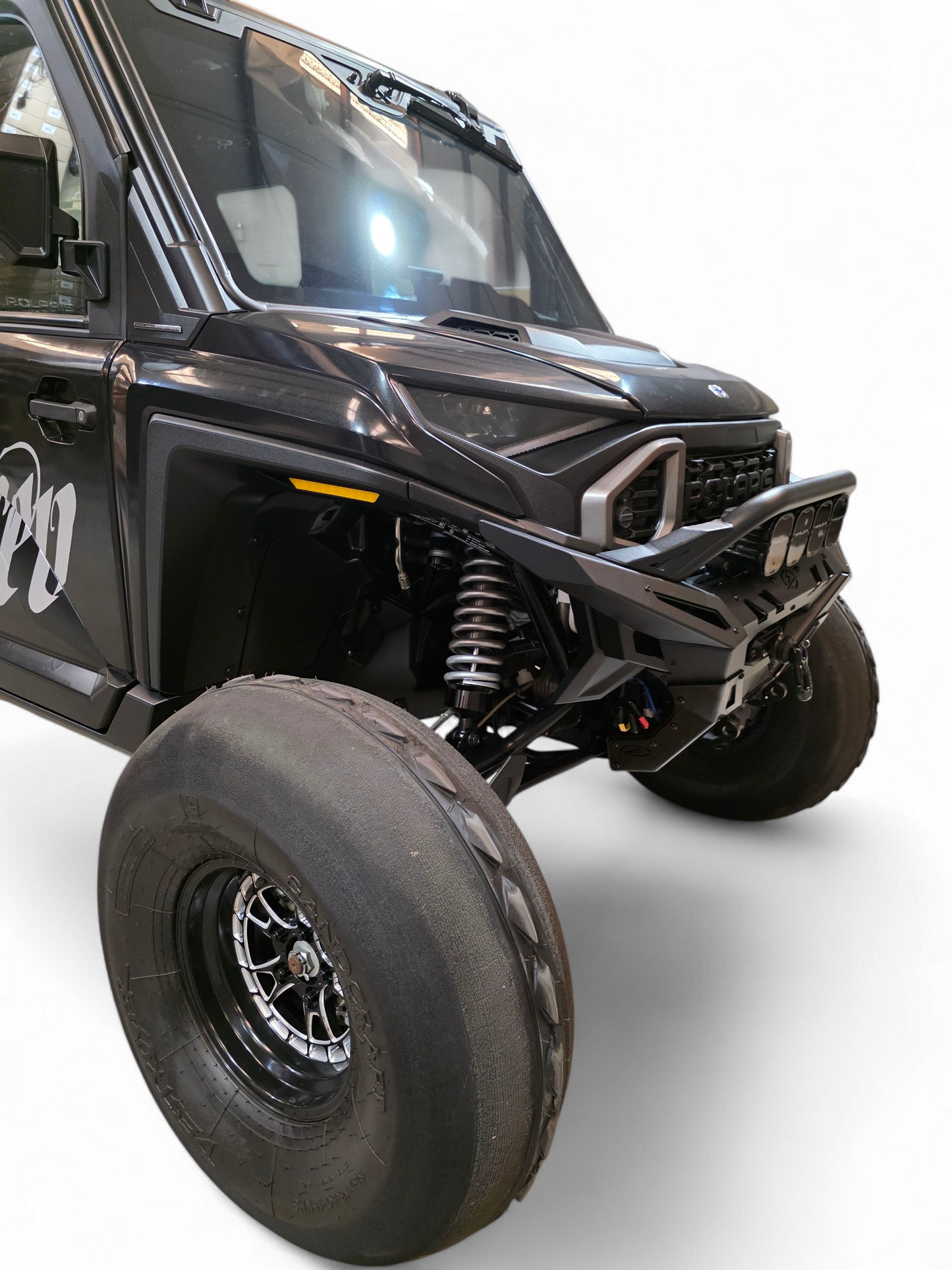 https://cdn.shopify.com/s/files/1/0749/1980/5228/files/PolarisRanger1500FrontWinchBumper5.png?v=1755032392