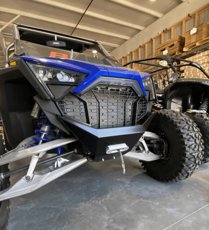 https://cdn.shopify.com/s/files/1/0682/5603/9143/products/Polaris_Pro_R_Front_Bumper_2.png?v=1737749401