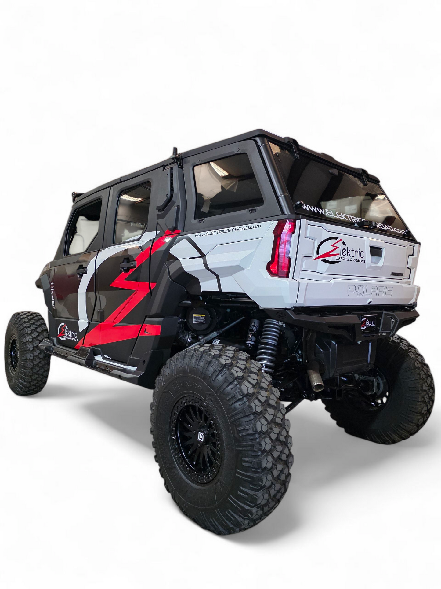 2024 Polaris Xpedition Rock Steps 4‑Seat Hammer Black Finish