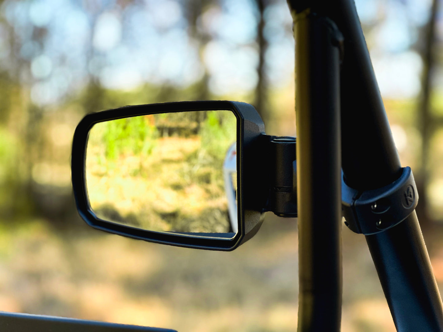 https://www.seizmik.com/wp-content/uploads/2024/07/Pursuit-Adjustable-Mirror-3-scaled.jpg