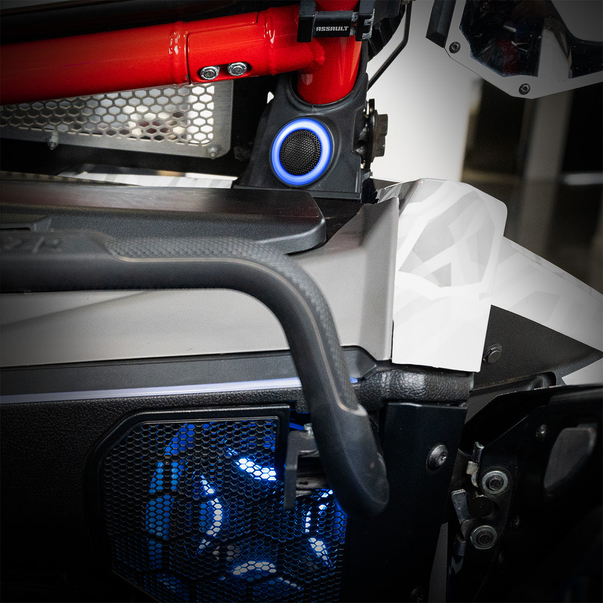 https://cdn.shopify.com/s/files/1/0528/8755/2184/files/RZ5-TWTR_SSV_Works_Tweeter_install_Polaris_rzr_pro.jpg?v=1741037020