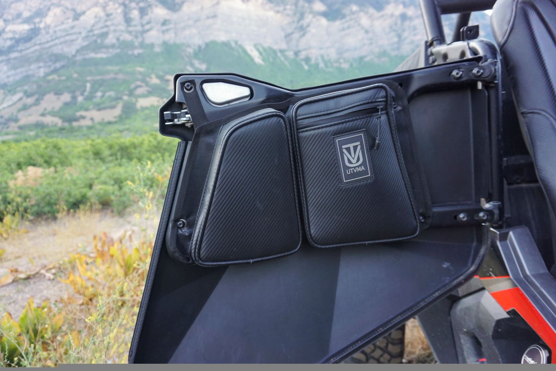 https://cdn.shopify.com/s/files/1/0366/5541/files/RZRDoorBAGS-1-7.jpg?v=1742318287