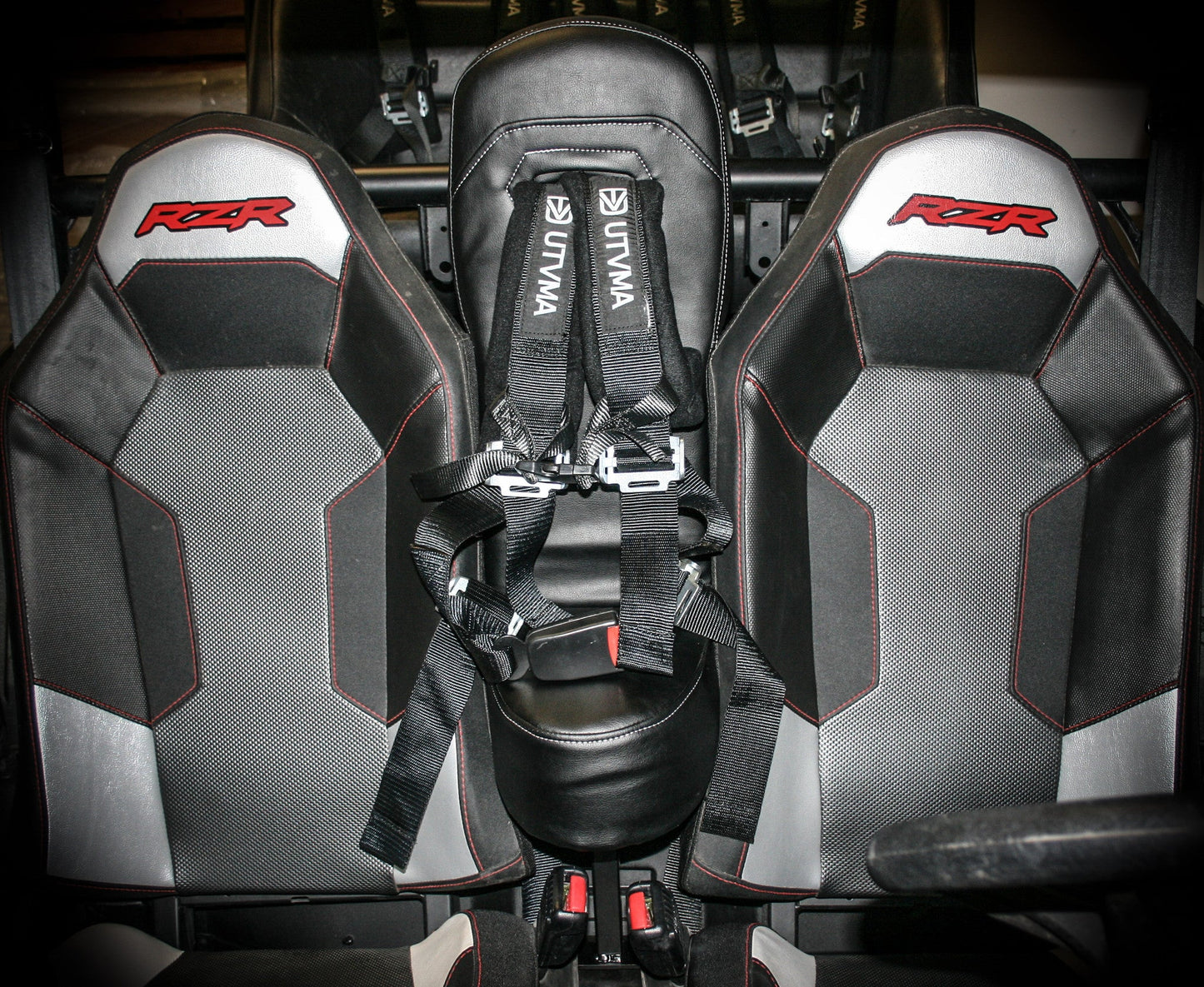 https://cdn.shopify.com/s/files/1/0366/5541/products/RZR_1000_Bump_Seat_1_of_1_-3_3c00a2a1-66a0-4629-8e73-4f872e516d97.jpg?v=1720542415