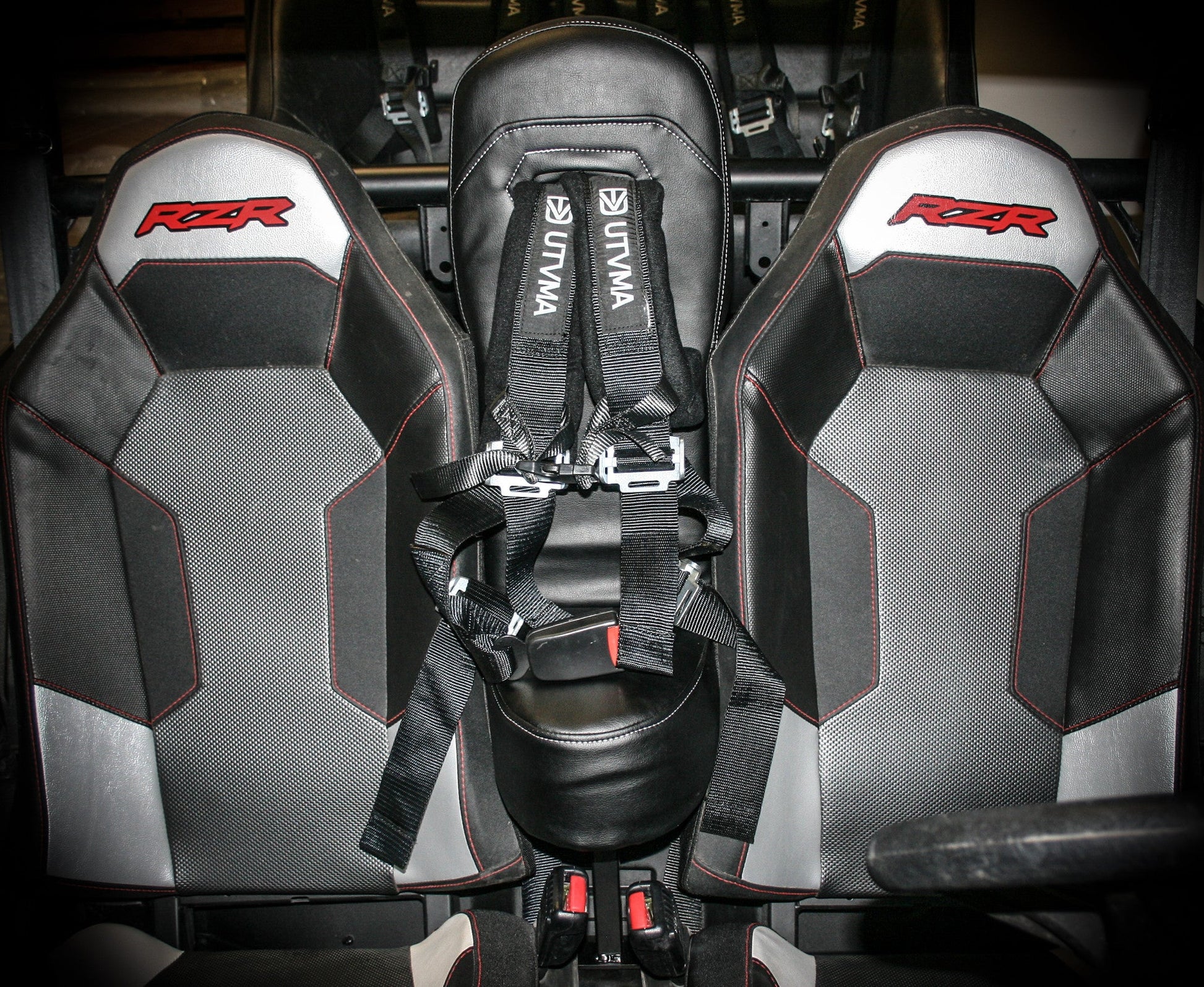 https://cdn.shopify.com/s/files/1/0366/5541/products/RZR_1000_Bump_Seat_1_of_1_-3_3c00a2a1-66a0-4629-8e73-4f872e516d97.jpg?v=1720542415