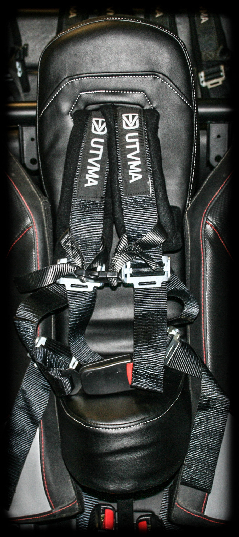 https://cdn.shopify.com/s/files/1/0366/5541/products/RZR_1000_Bump_Seat_1_of_1_-4.jpg?v=1711130393