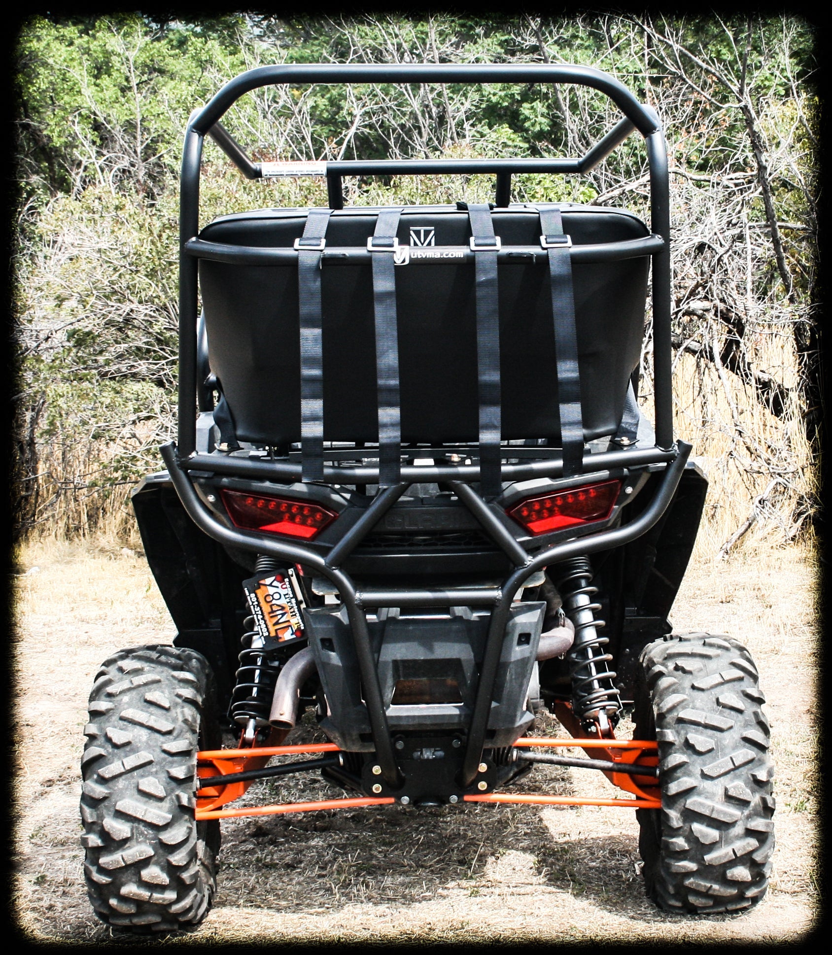 https://cdn.shopify.com/s/files/1/0366/5541/products/RZR_1000_Rear_Roll_Cage_kit_Back_view_2-4202.jpg?v=1711382882