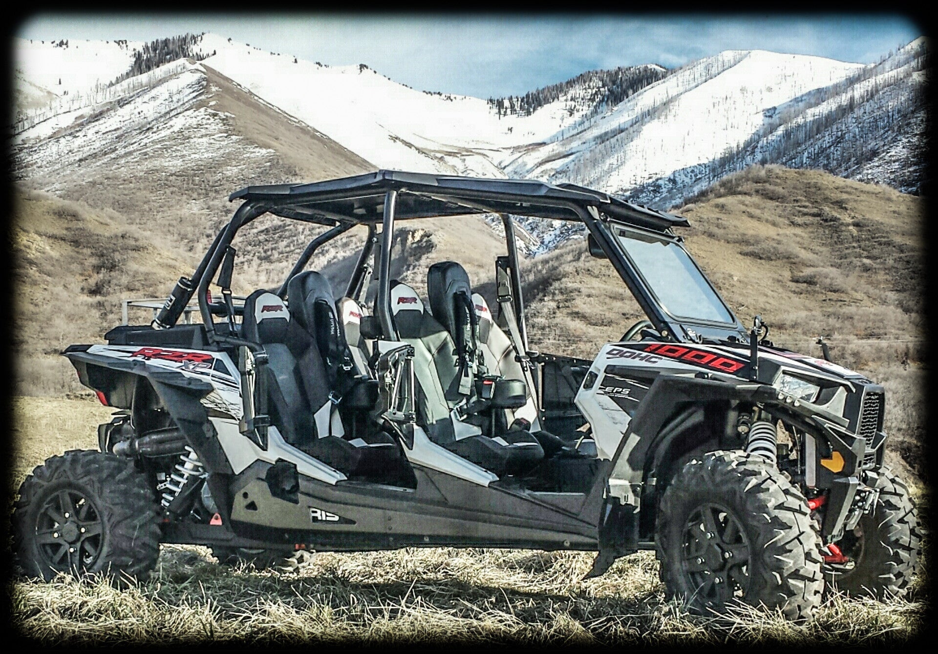 https://cdn.shopify.com/s/files/1/0366/5541/products/RZR_4_1000_Bump_Seat_Side_view-1424390864766.jpg?v=1720550626