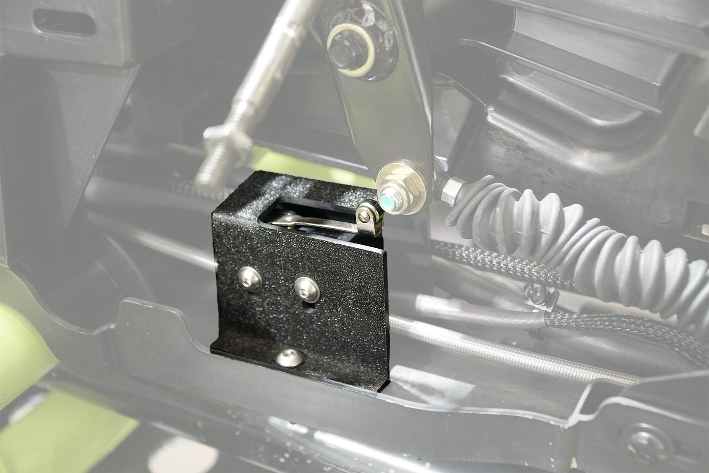 https://cdn.shopify.com/s/files/1/1829/6039/products/Reverse_Trigger_1.jpg?v=1708559587